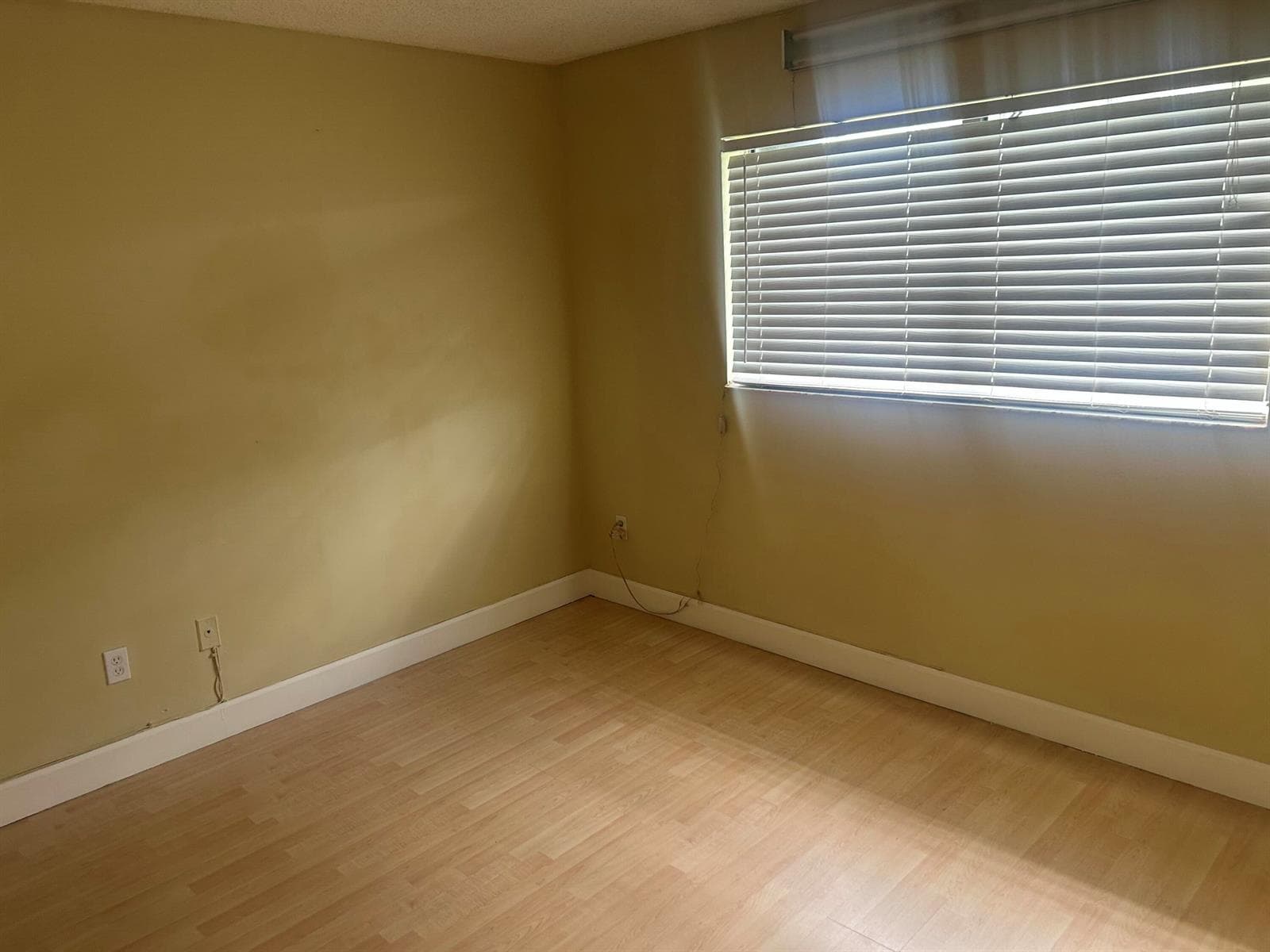 18301 Mediterranean Boulevard, Hialeah FL 33015 — 12