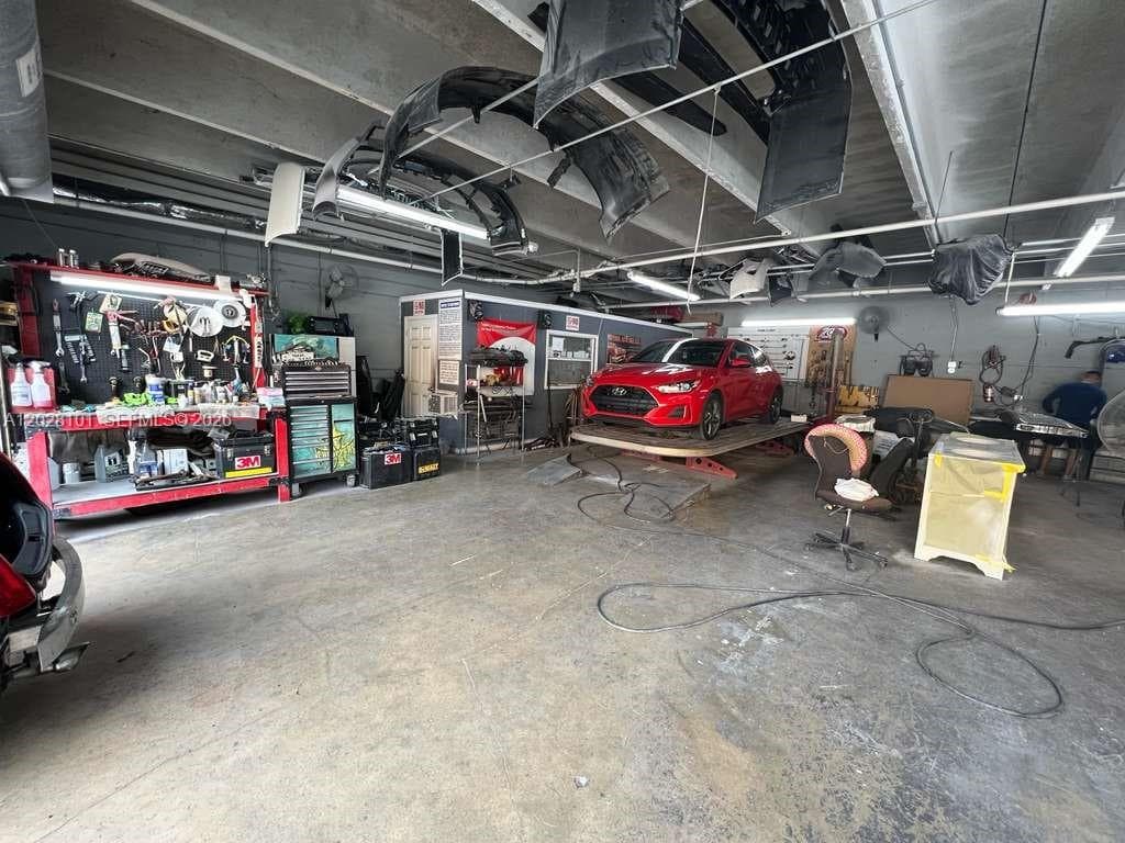 13690 SW 142nd Ave, Miami FL 33186 — 17