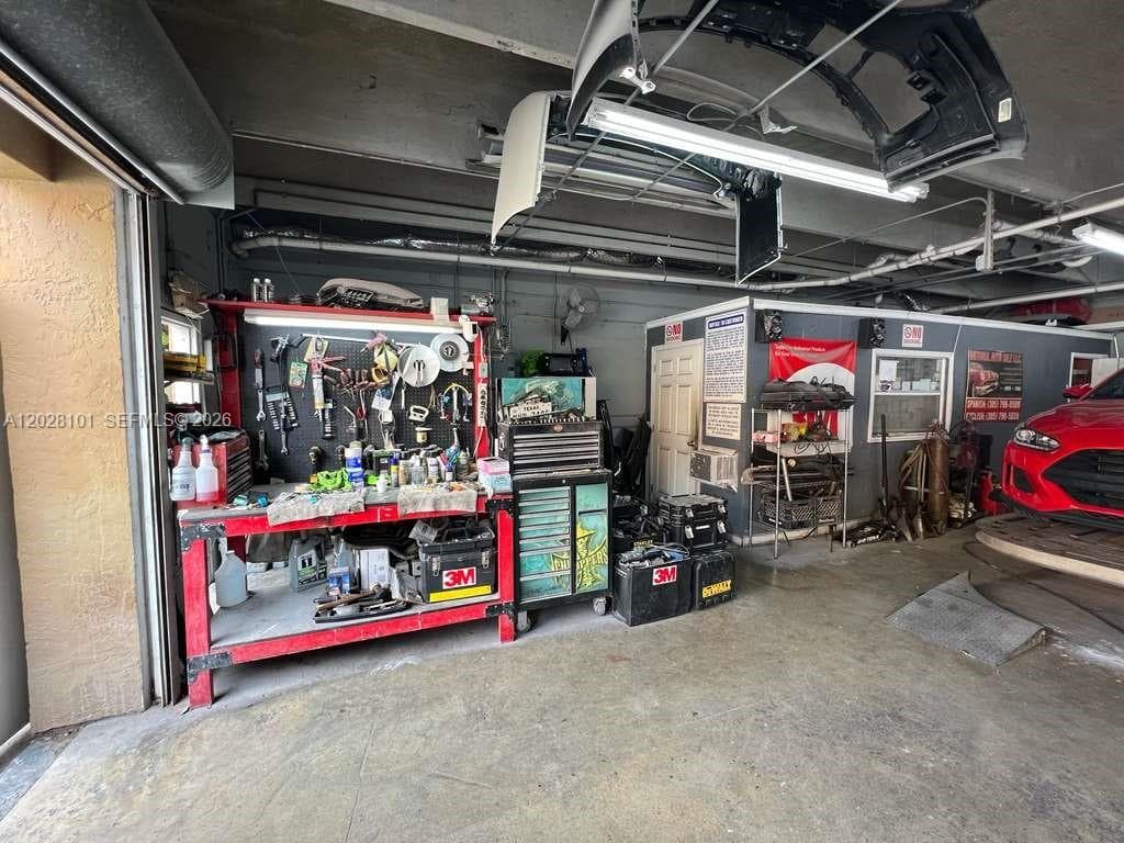 13690 SW 142nd Ave, Miami FL 33186 — 15