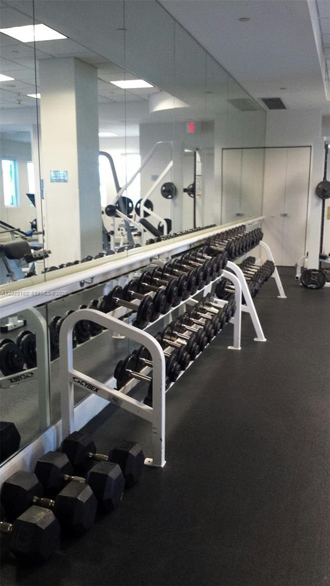 4779 Collins Ave # 3504, Miami Beach FL 33140 — 76