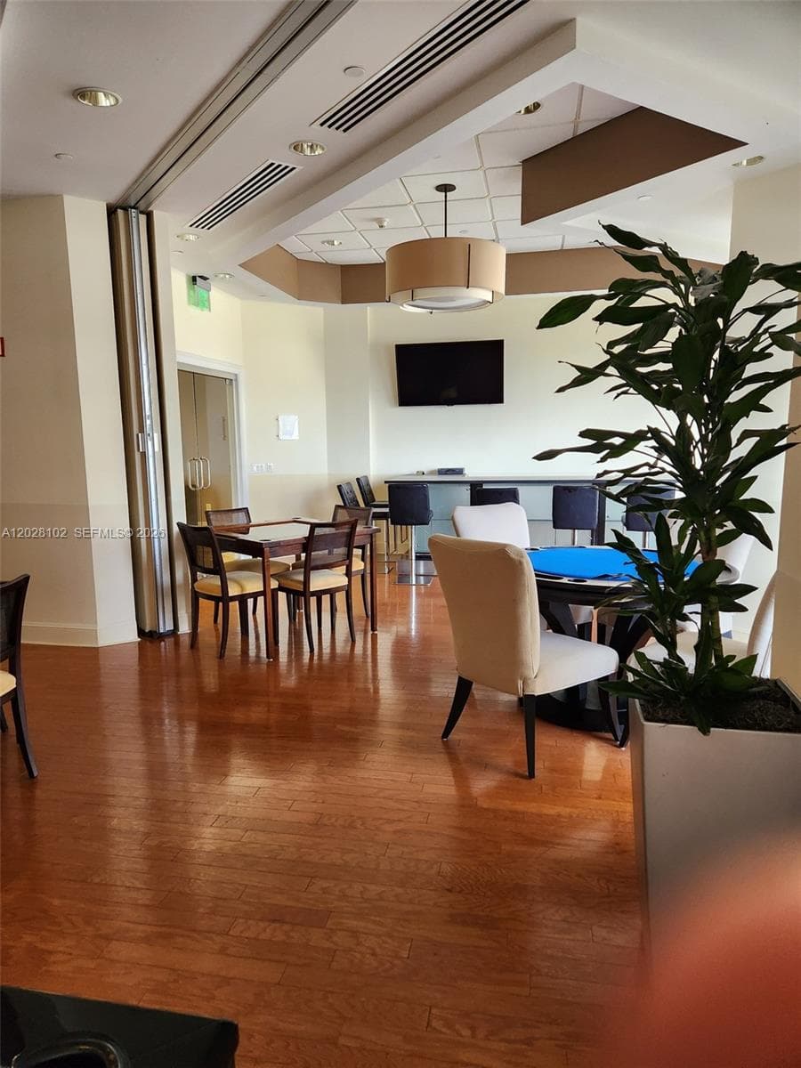 4779 Collins Ave # 3504, Miami Beach FL 33140 — 43