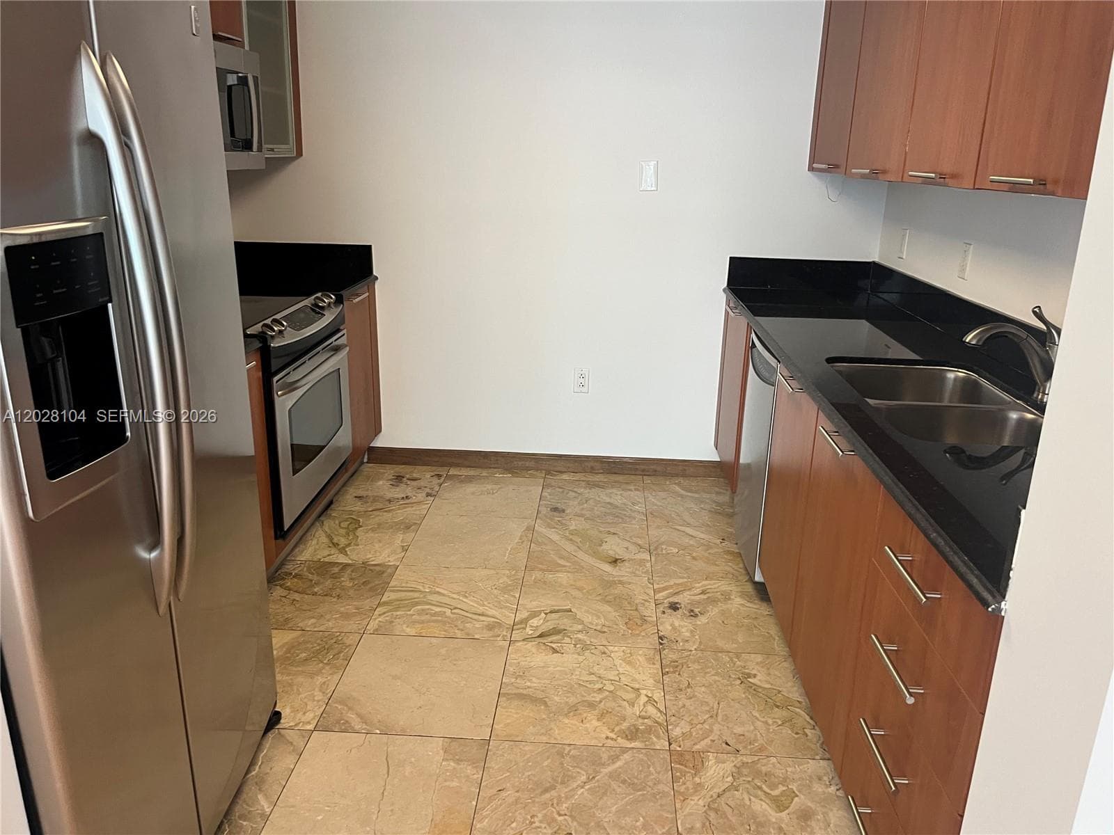 1800 N Bayshore Dr # 915, Miami FL 33132 — 6