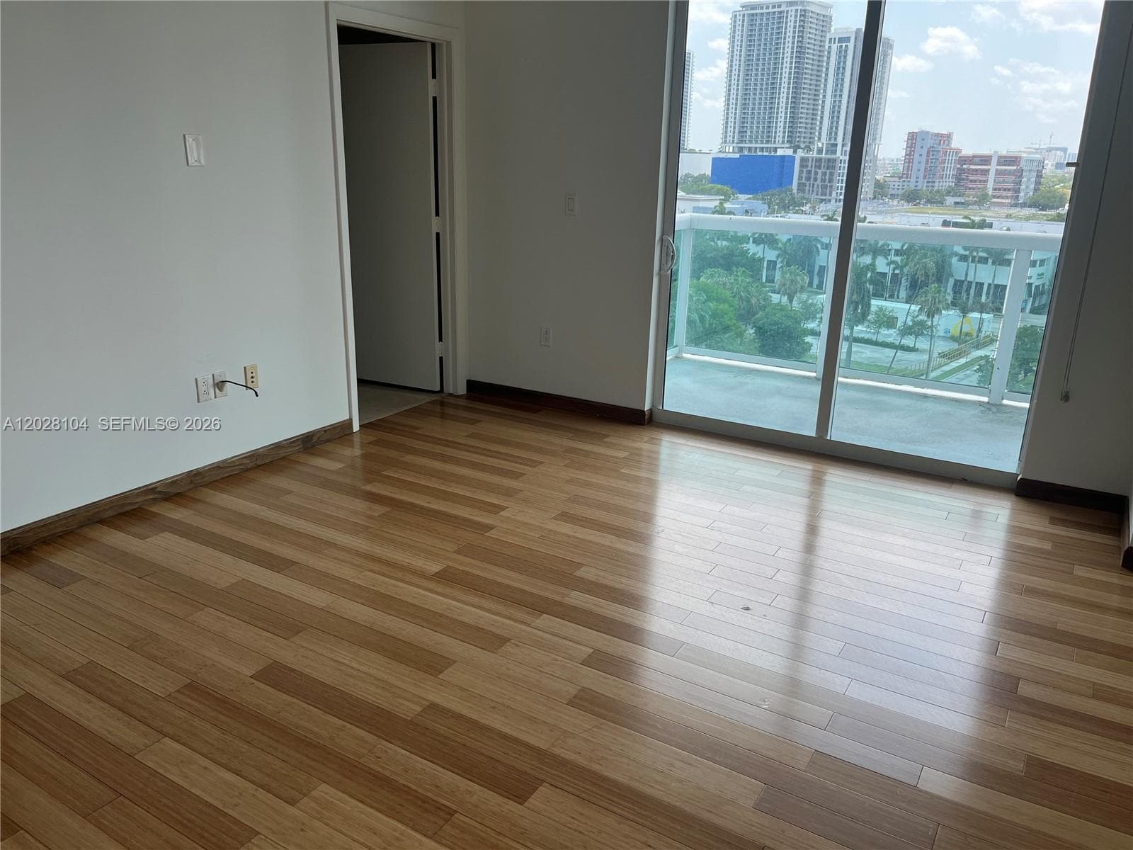 1800 N Bayshore Dr # 915, Miami FL 33132 — 12