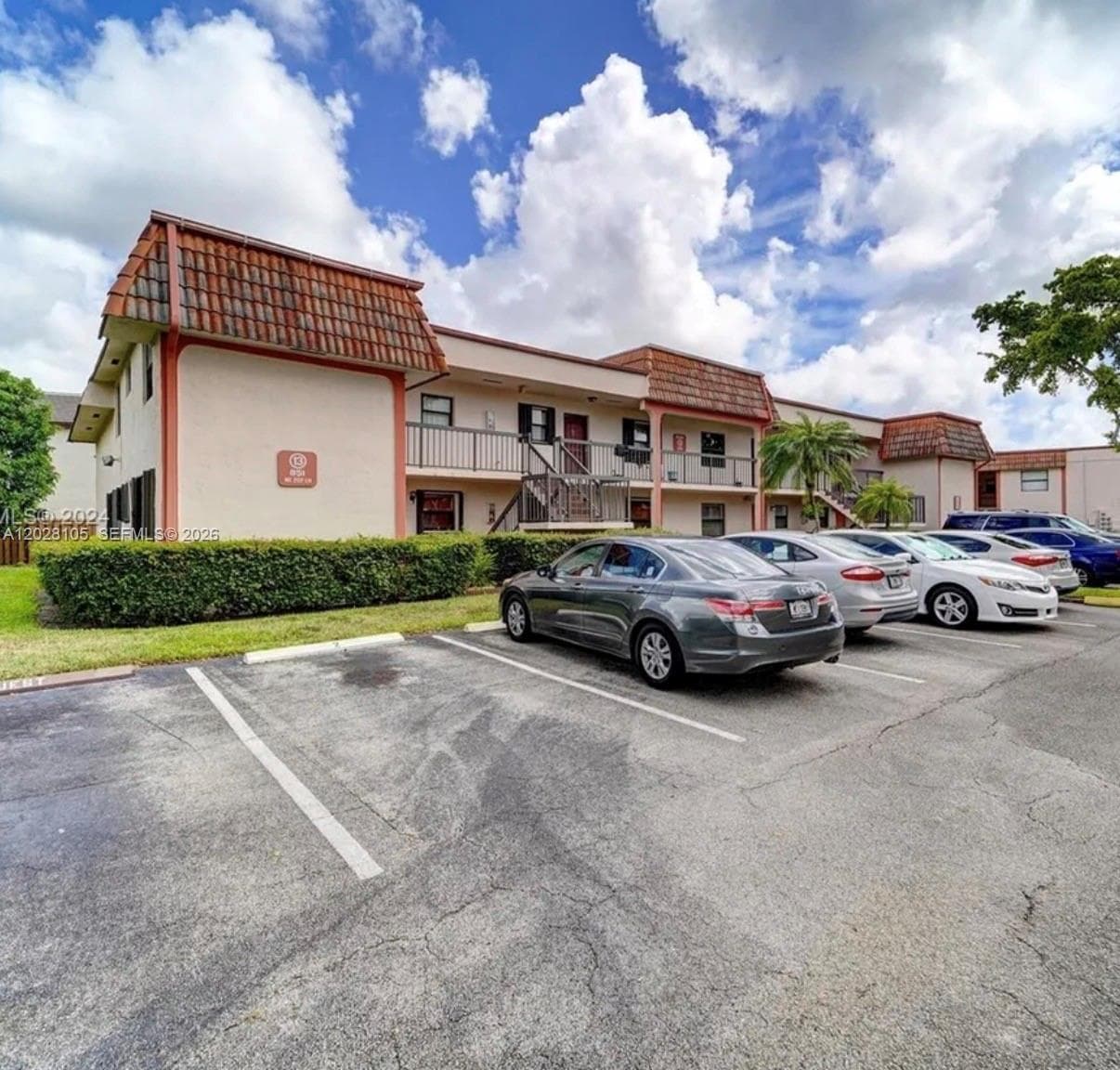 851 NE 207th Ter # 103, Miami FL 33179 — 4