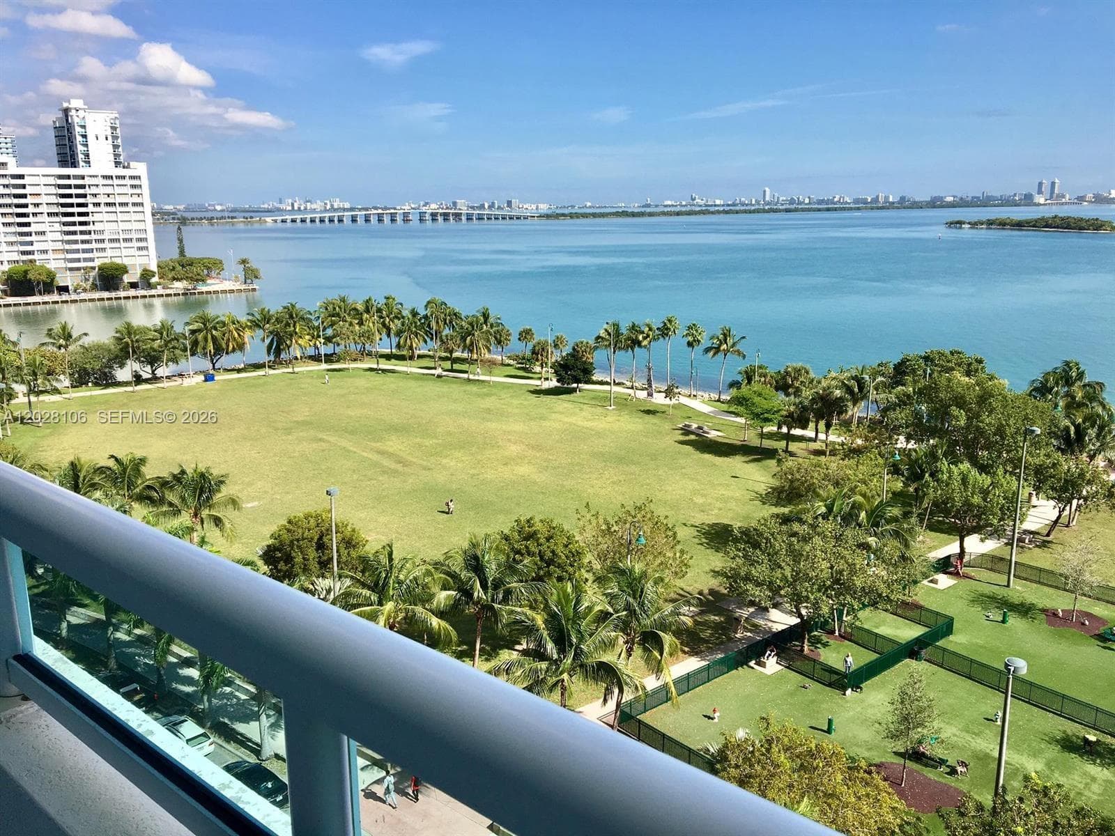 1800 N Bayshore Dr # 905, Miami FL 33132 — 2