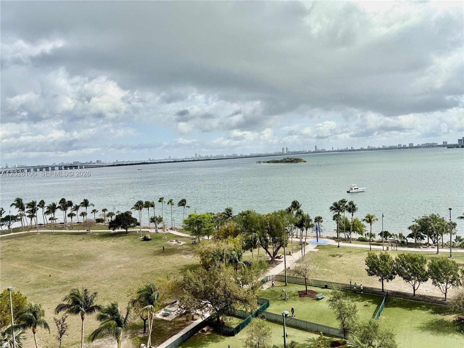 1800 N Bayshore Dr # 905, Miami FL 33132 — 28