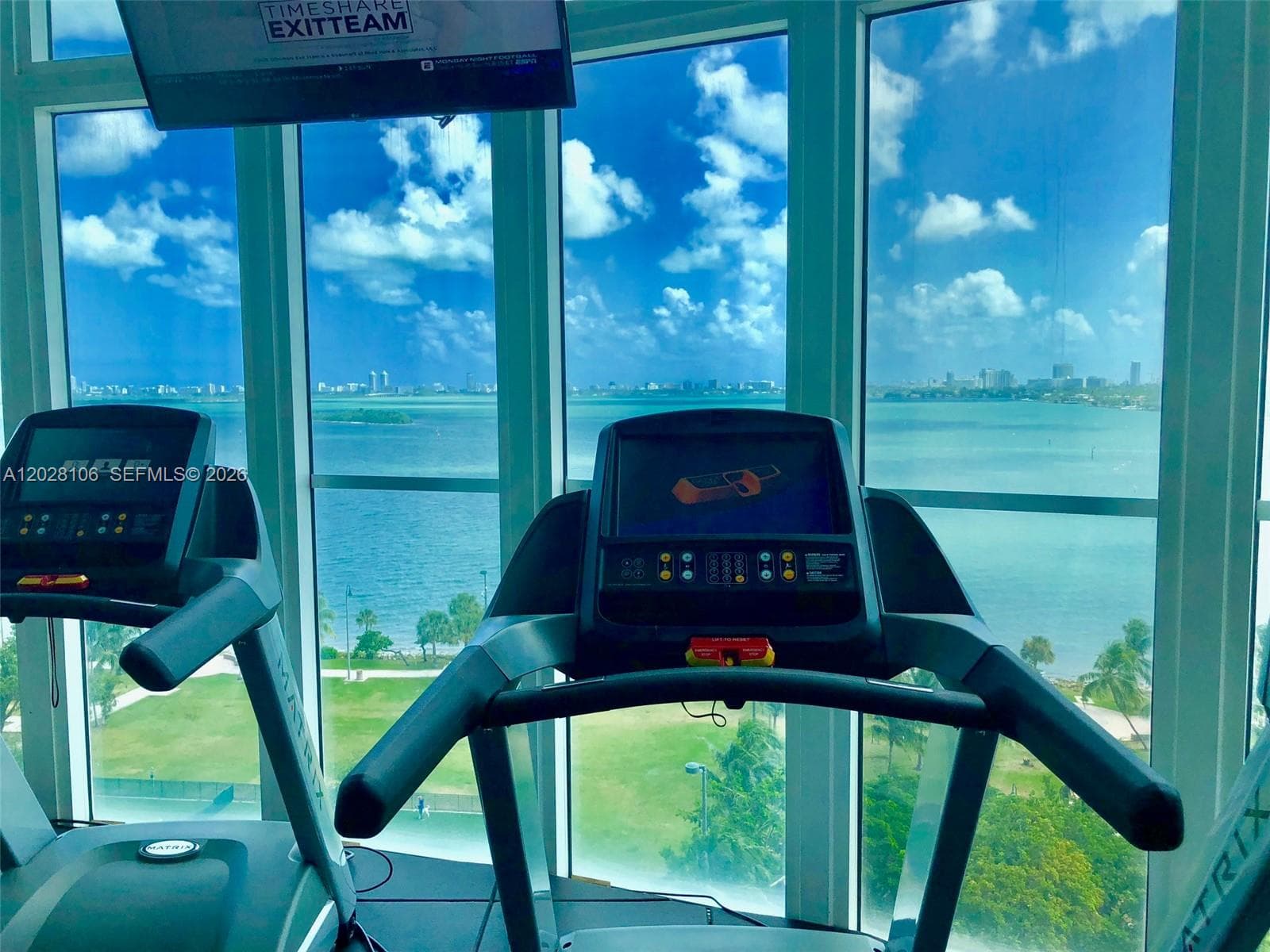 1800 N Bayshore Dr # 905, Miami FL 33132 — 59