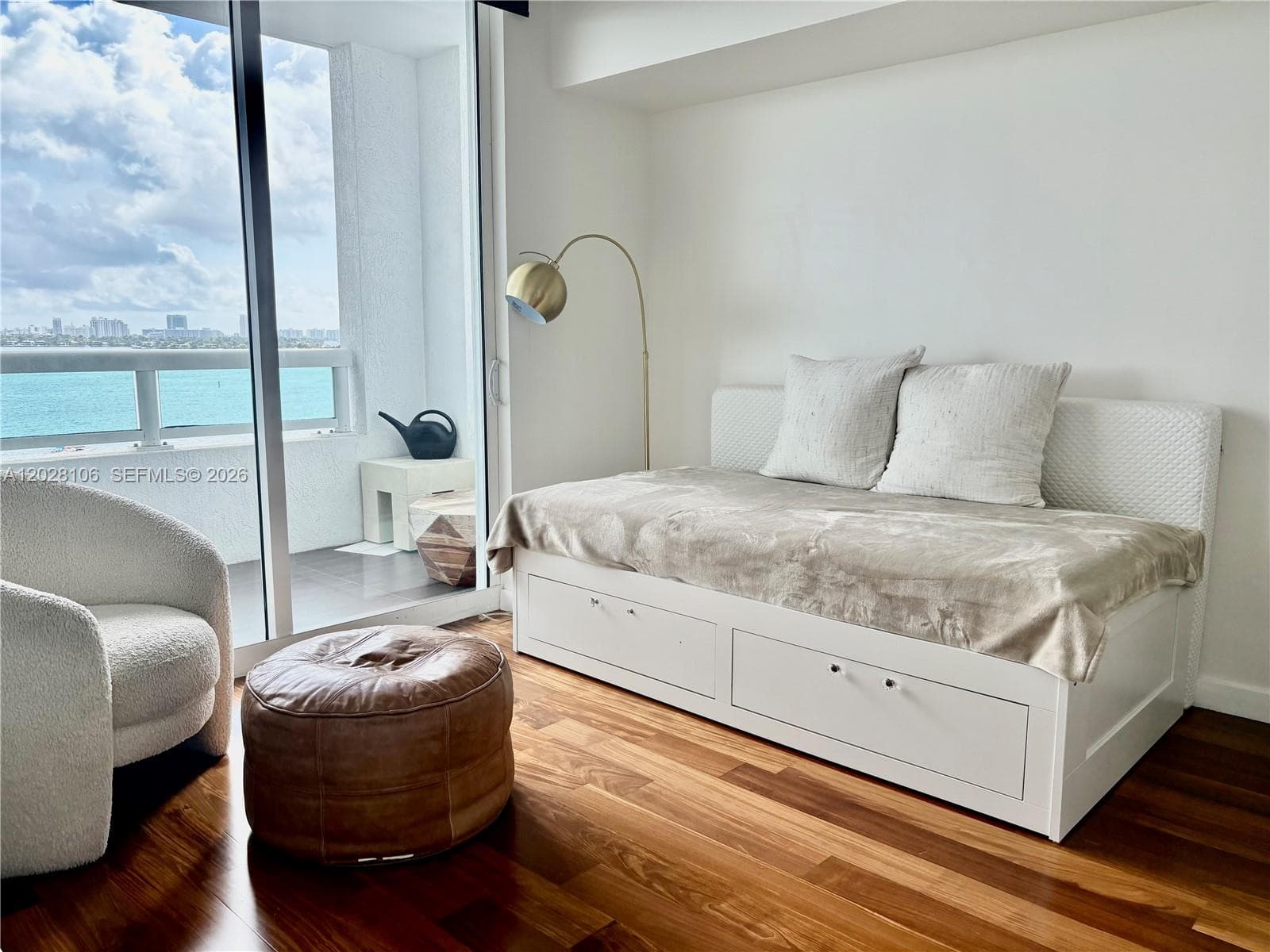 1800 N Bayshore Dr # 905, Miami FL 33132 — 21