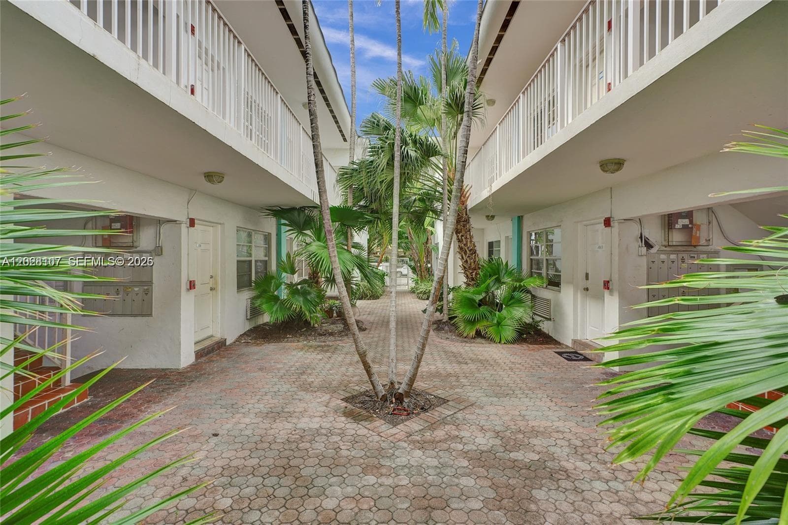 911 Meridian Ave # 104, Miami Beach FL 33139 — 11
