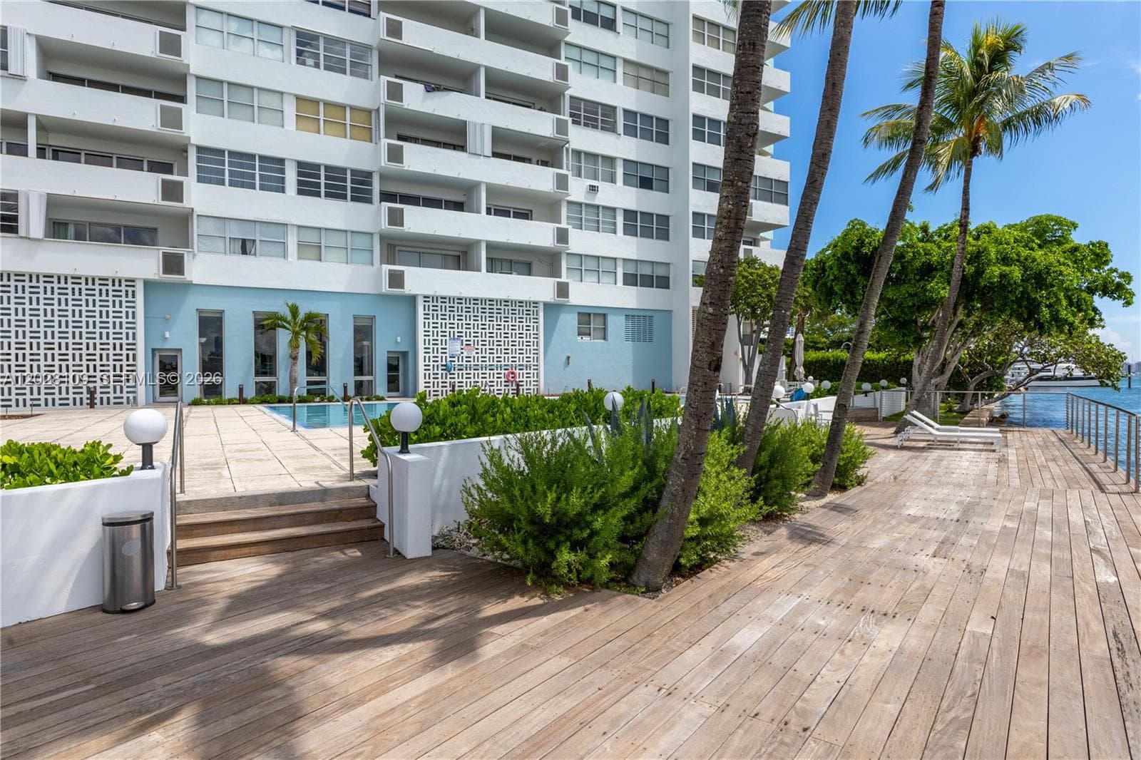 3 Island Ave # 11B, Miami Beach FL 33139 — 37
