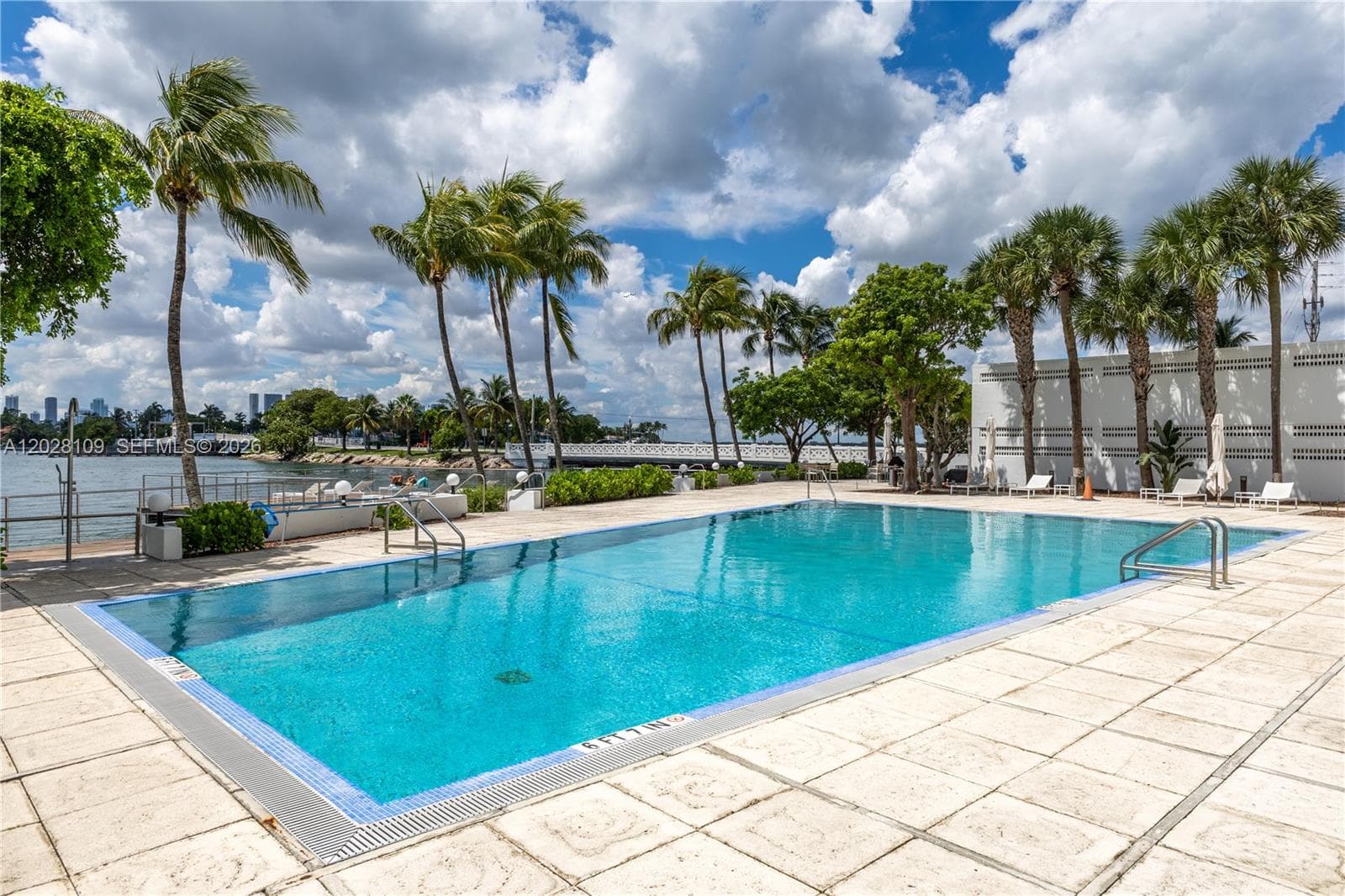 3 Island Ave # 11B, Miami Beach FL 33139 — 35