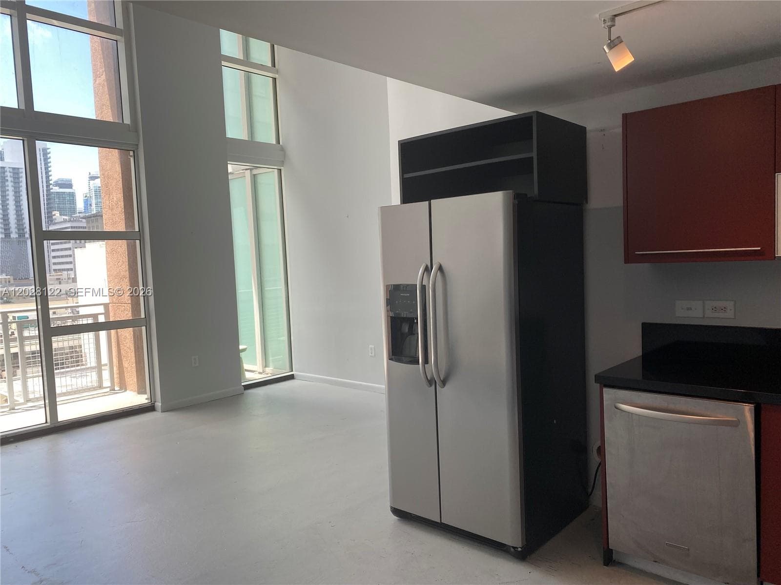 253 NE 2nd St # 621, Miami FL 33132 — 4