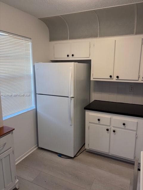 9460 Fontainebleau Blvd # 529, Miami FL 33172 — 16