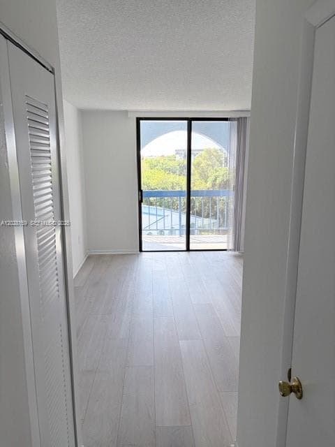 9460 Fontainebleau Blvd # 529, Miami FL 33172 — 24