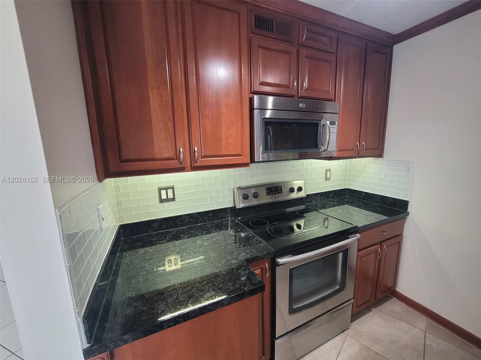 2600 Collins Ave # 401, Miami Beach FL 33140 — 3