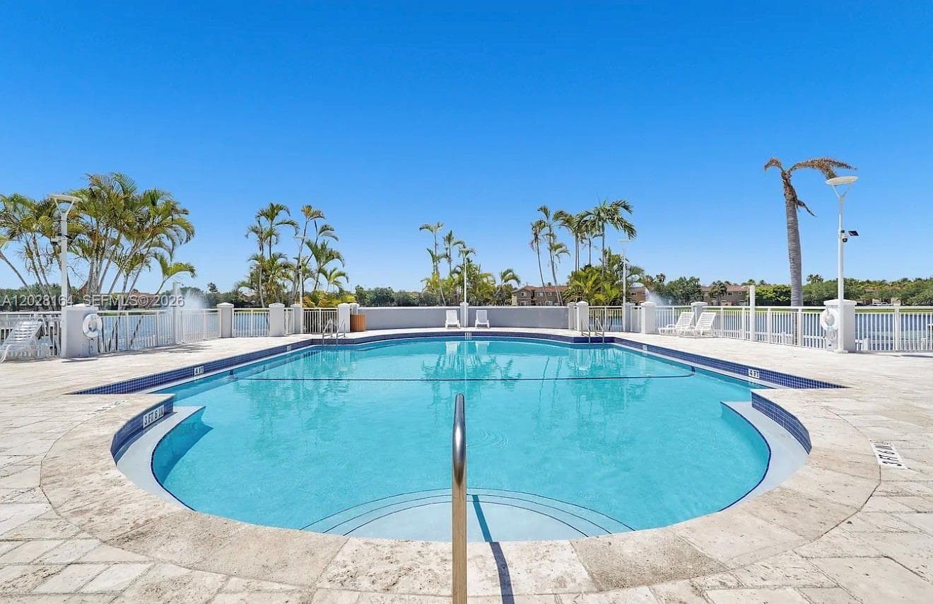 8580 SW 212th St # 303, Cutler Bay FL 33189 — 7