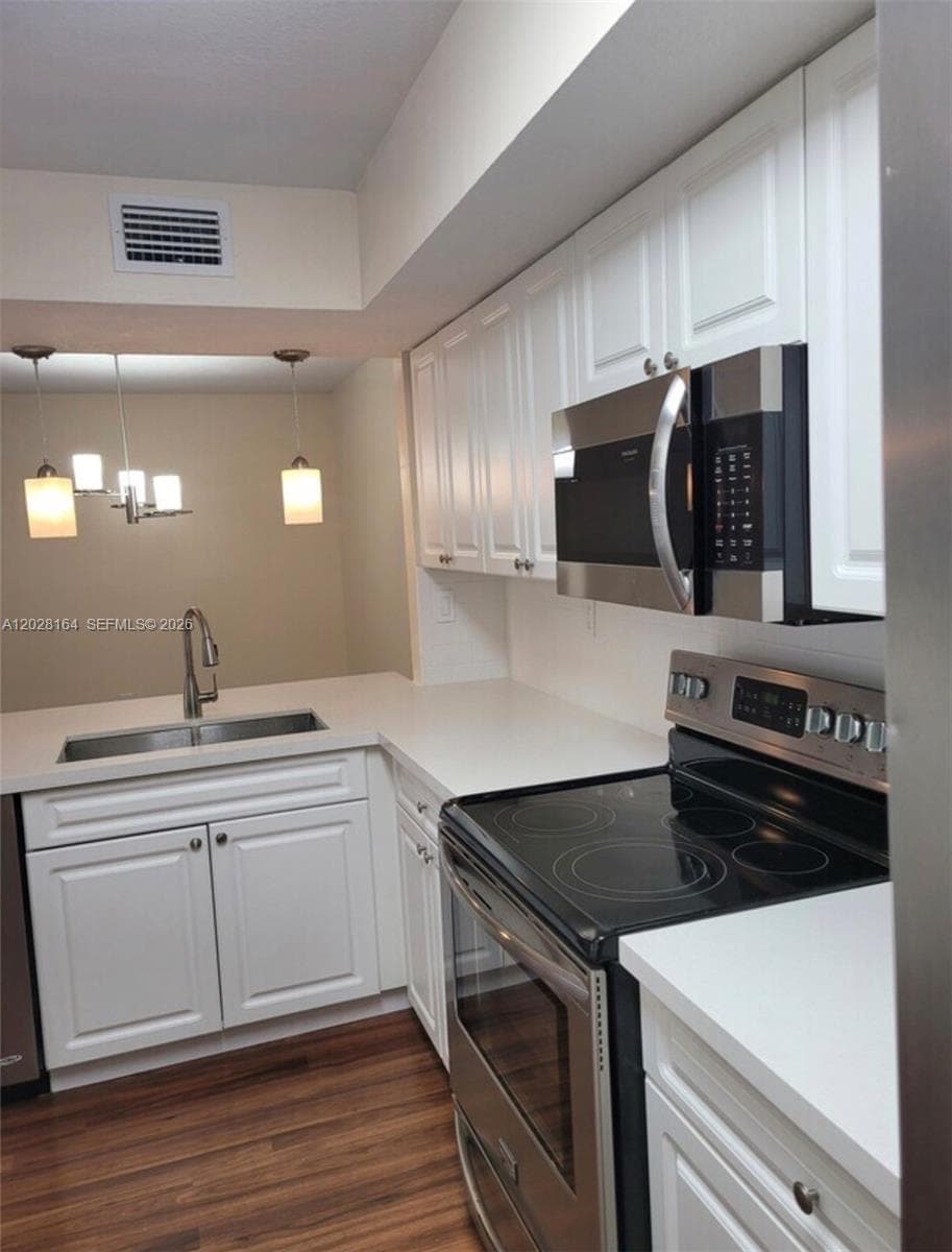 8580 SW 212th St # 303, Cutler Bay FL 33189 — 33
