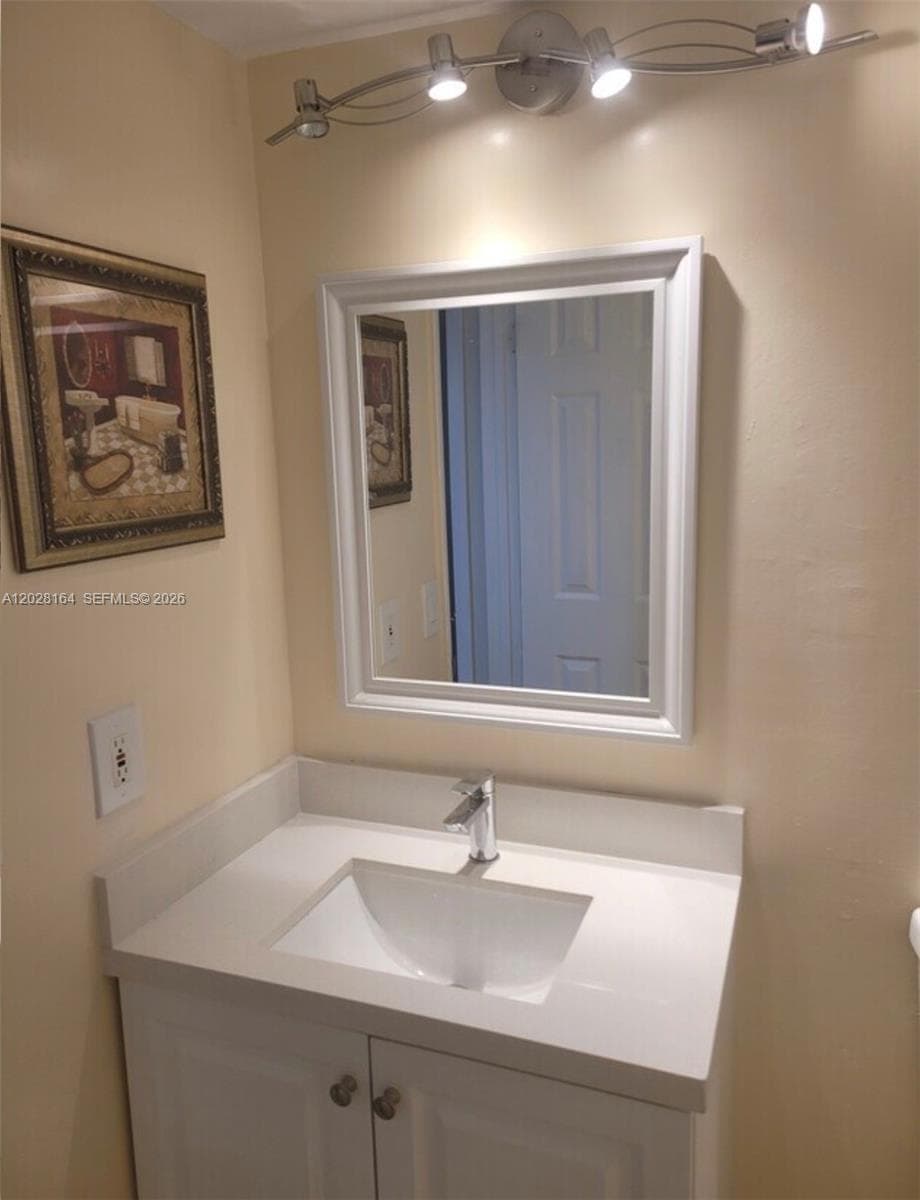 8580 SW 212th St # 303, Cutler Bay FL 33189 — 41