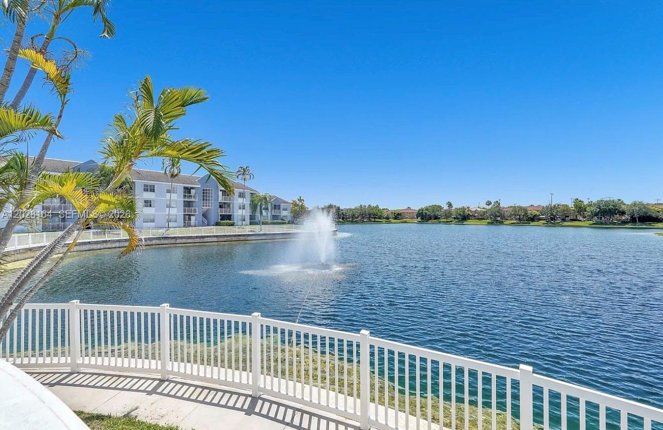 8580 SW 212th St # 303, Cutler Bay FL 33189 — 4
