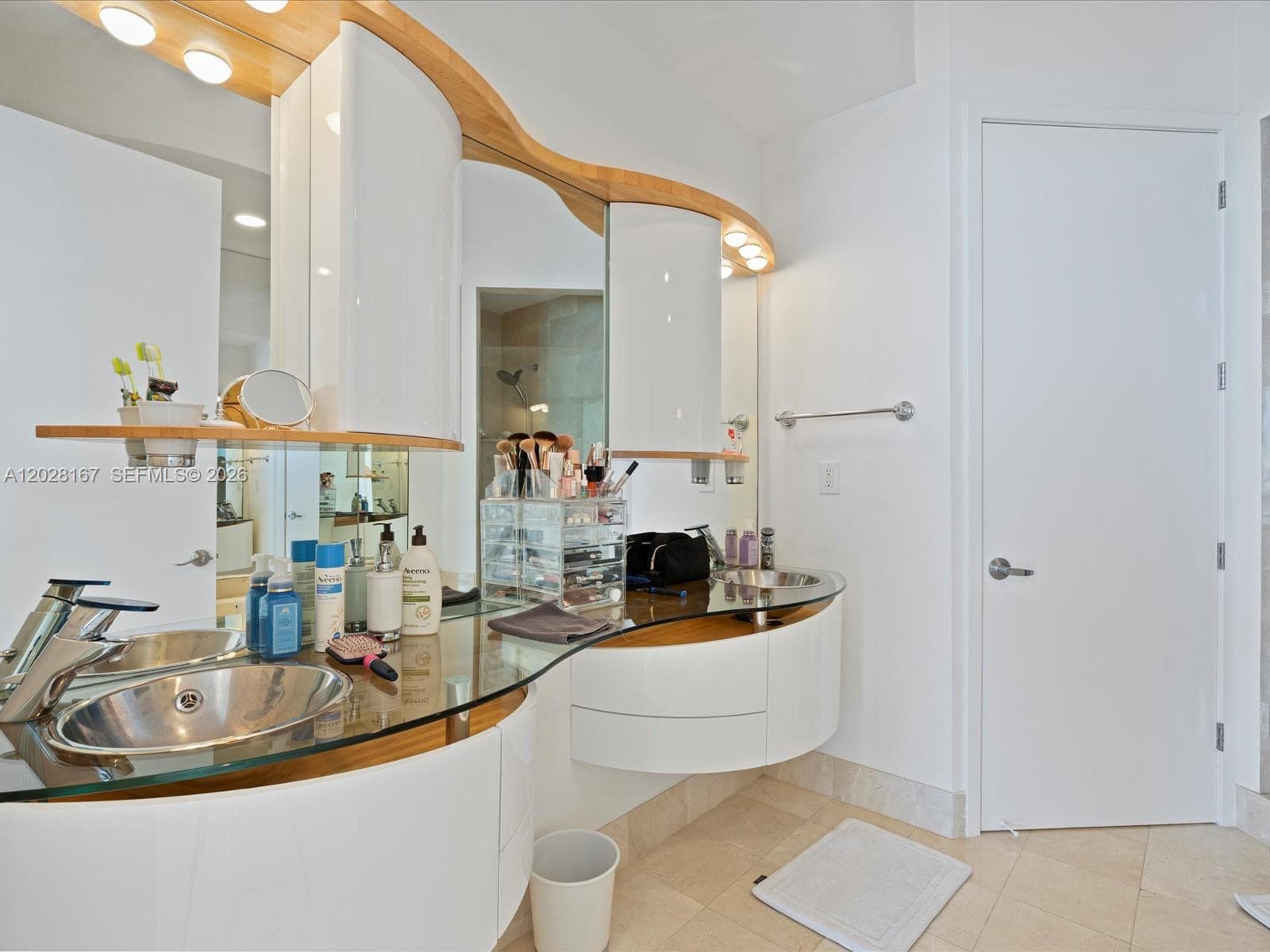 18101 Collins Ave # 1904, Sunny Isles Beach FL 33160 — 24