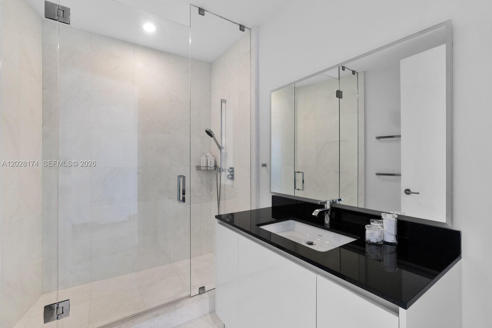 18555 Collins Ave # 5105, Sunny Isles Beach FL 33160 — 24