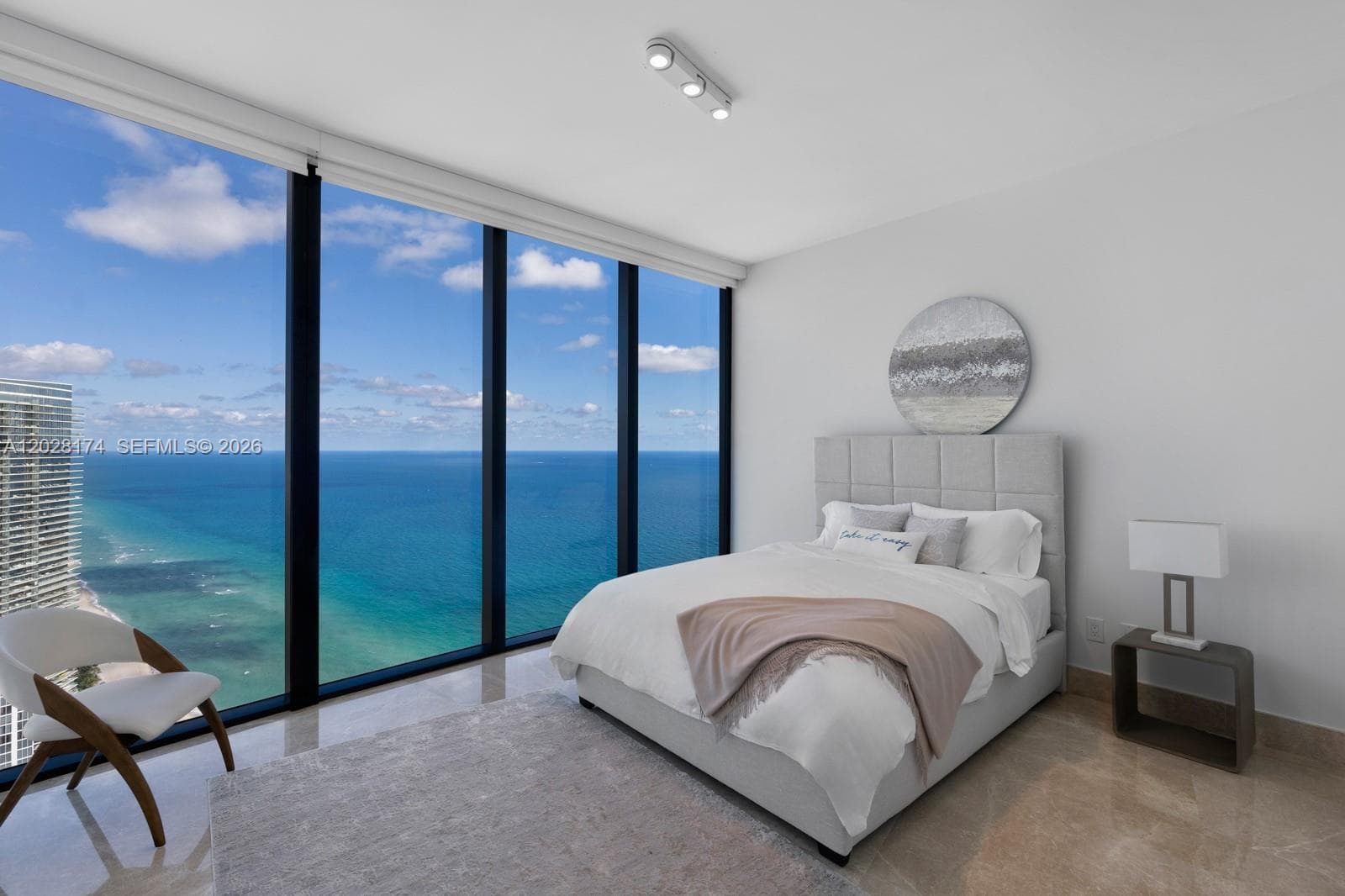 18555 Collins Ave # 5105, Sunny Isles Beach FL 33160 — 21