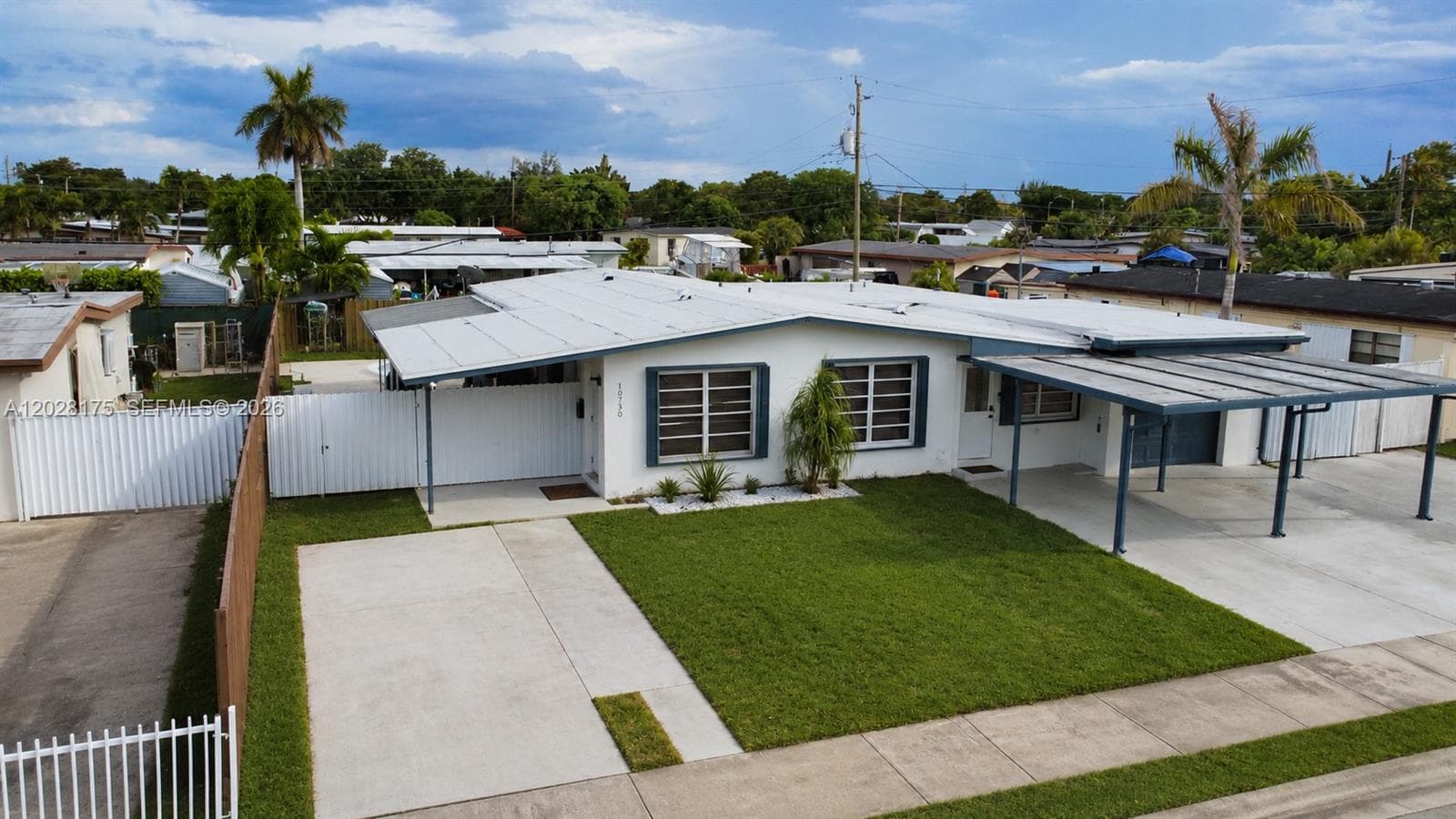 10730 SW 52nd Ter, Miami FL 33165 — 2