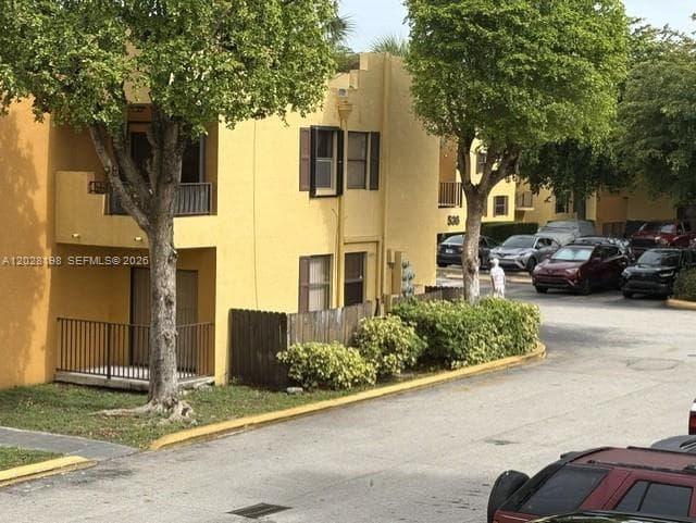526 NW 114th Ave # 201, Sweetwater FL 33172 — 1
