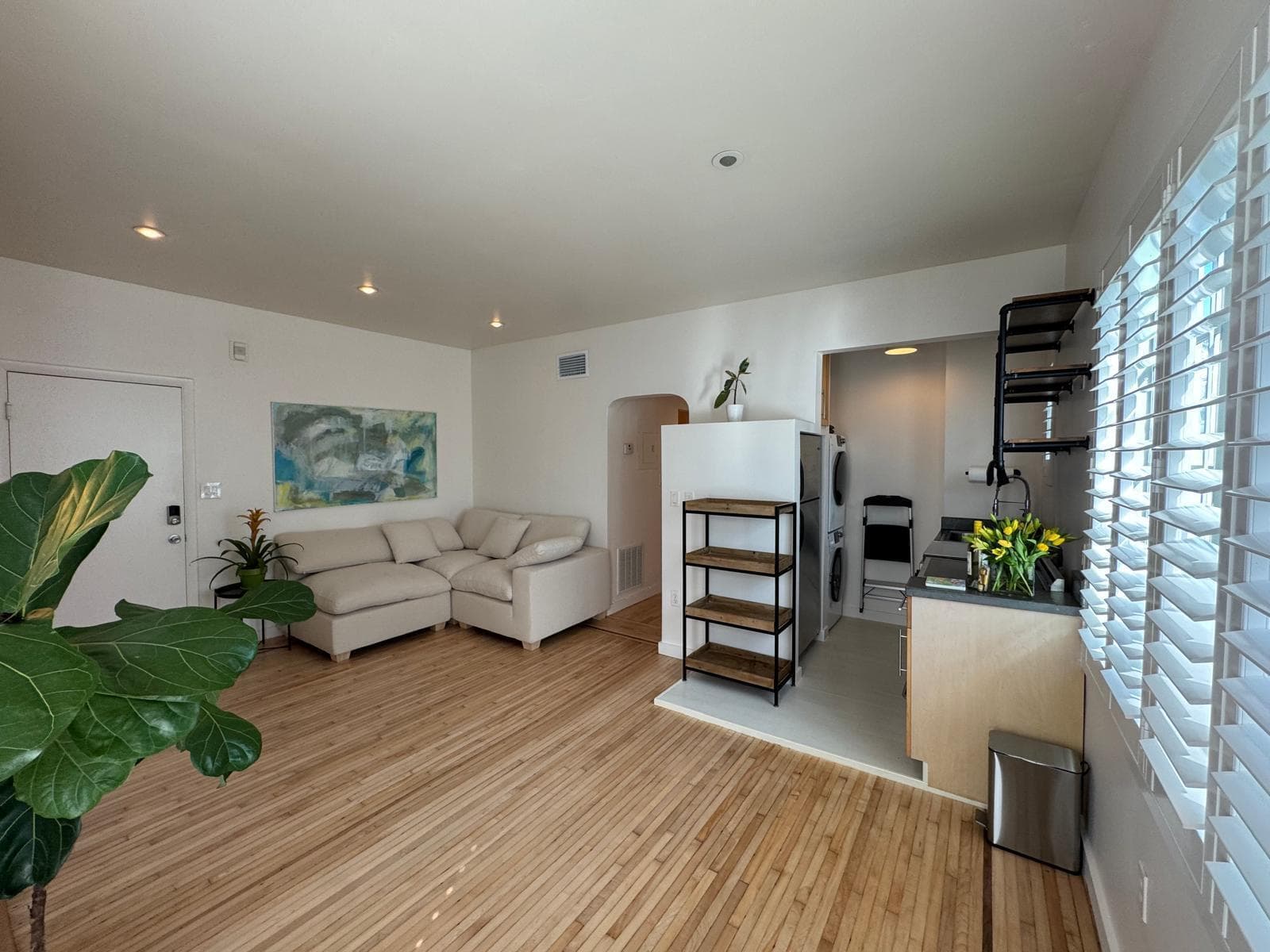815 Euclid Avenue # 10, Miami Beach FL 33139 — 23