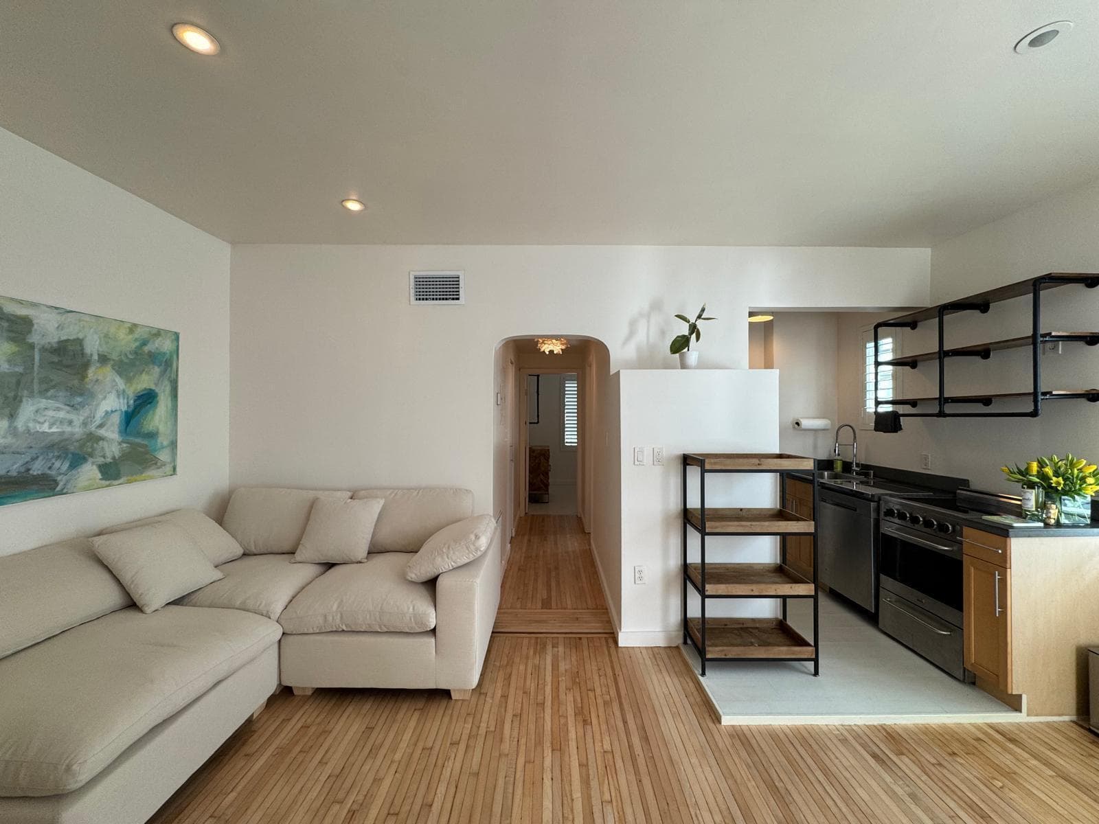 815 Euclid Avenue # 10, Miami Beach FL 33139 — 12