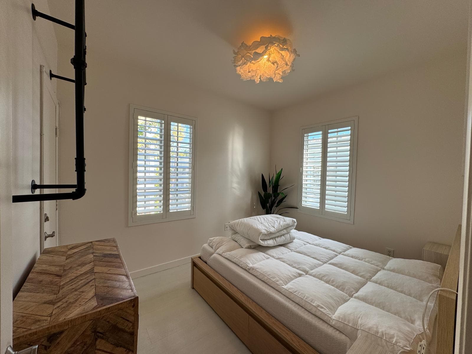 815 Euclid Avenue # 10, Miami Beach FL 33139 — 33