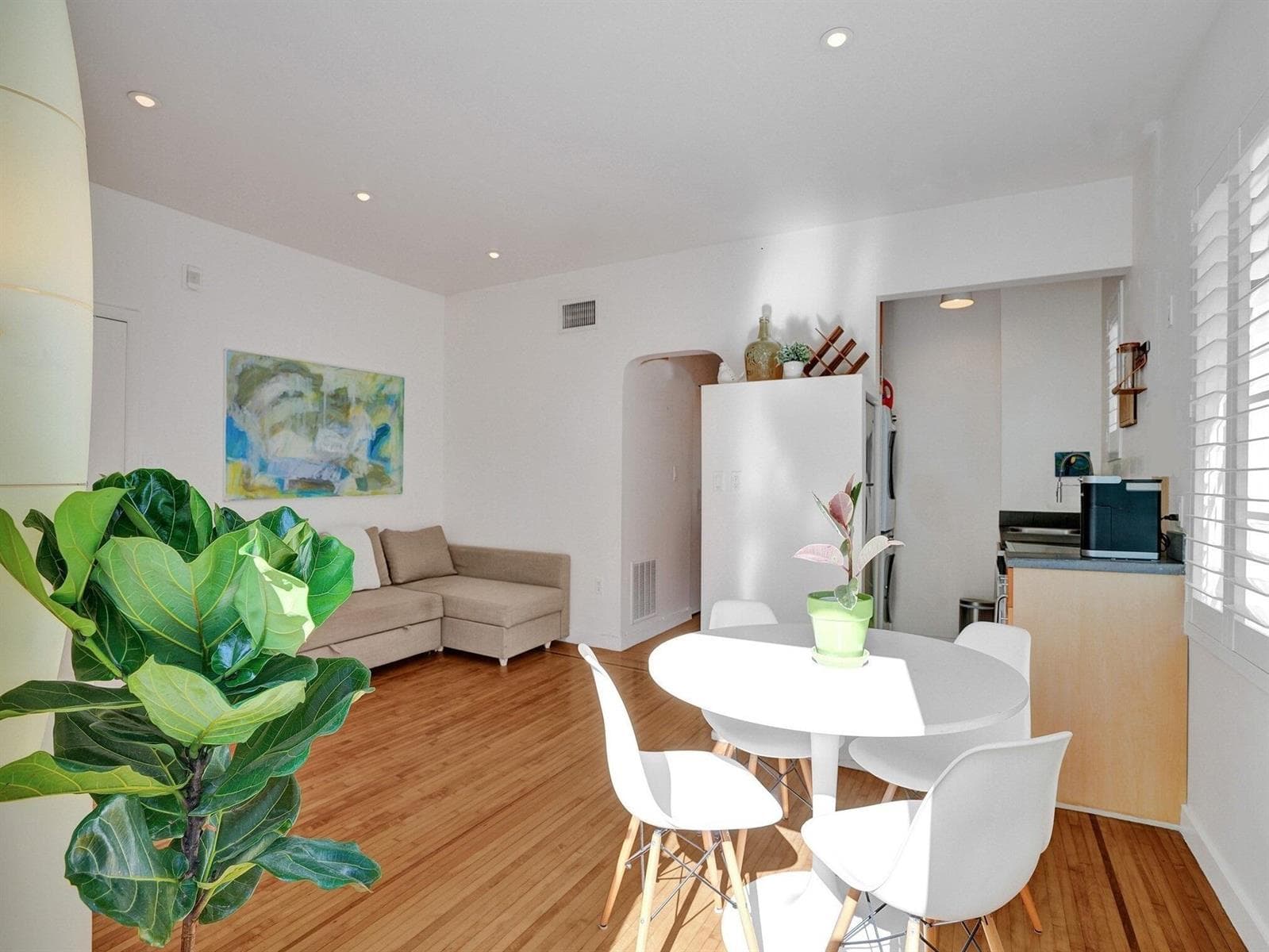 815 Euclid Avenue # 10, Miami Beach FL 33139 — 19