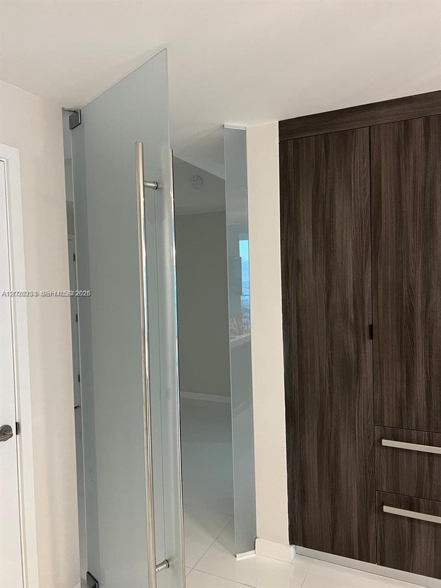 851 NE 1st Ave # 4107, Miami FL 33132 — 20