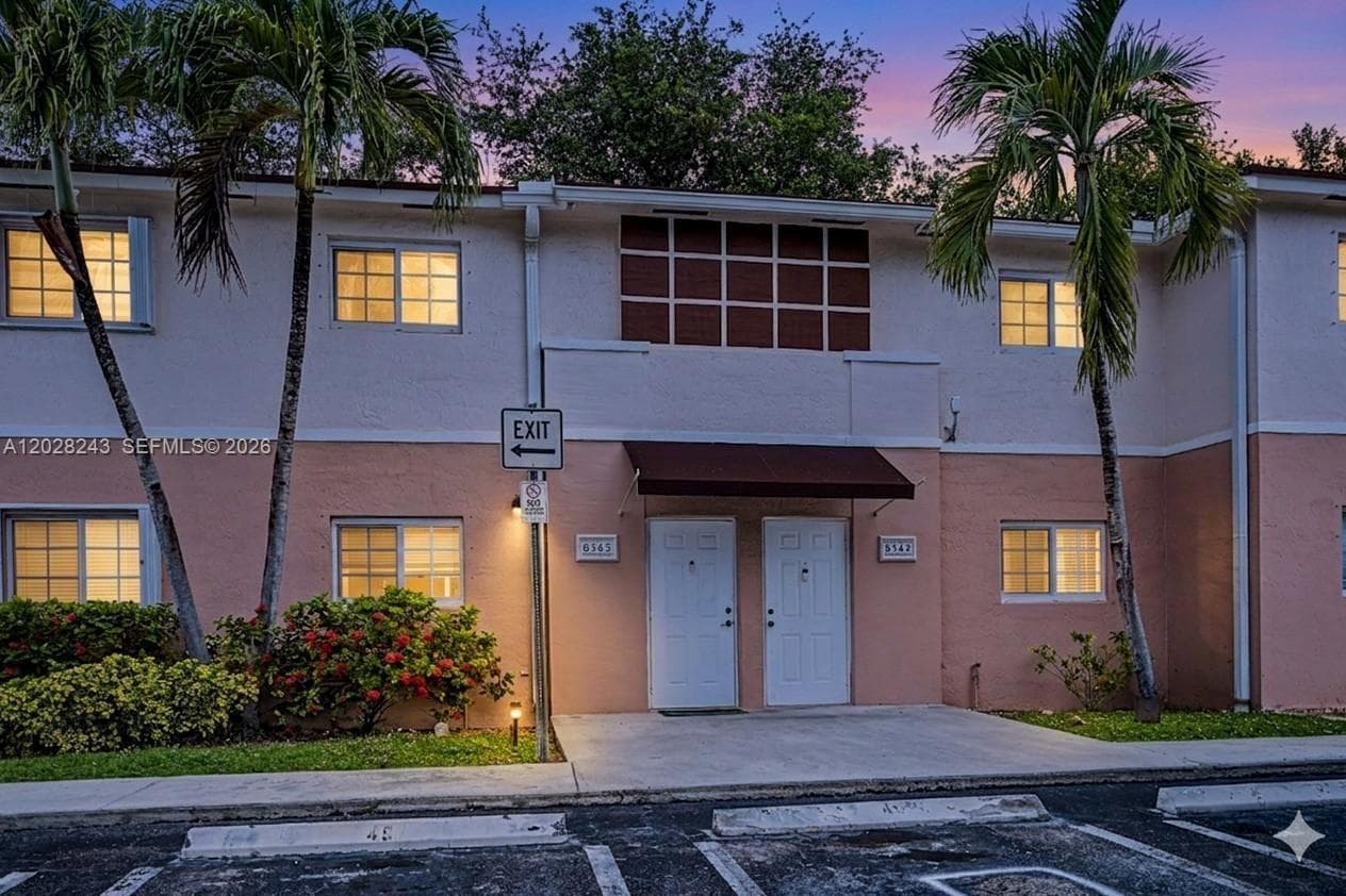 8545 SW 109th Ave # 8545, Miami FL 33173 — 2