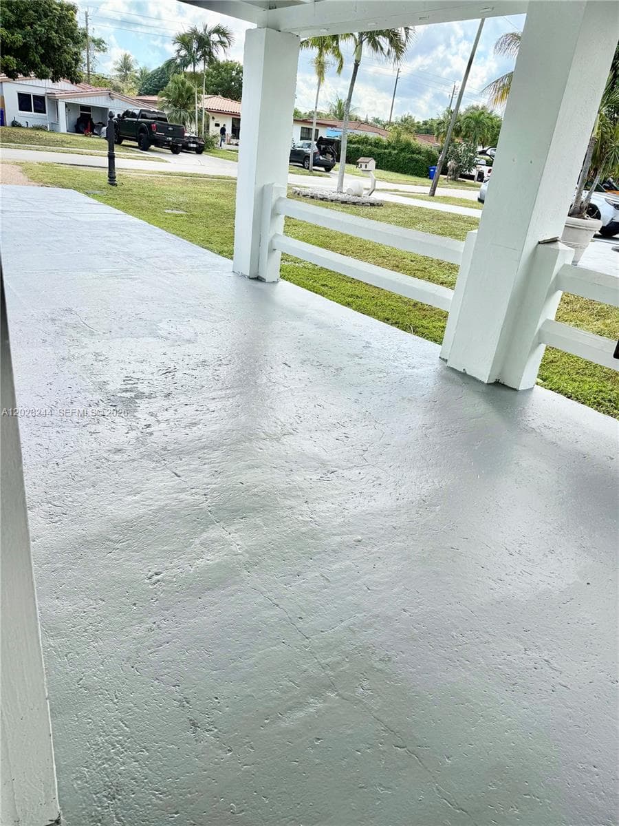 1869 NE 173rd St, North Miami Beach FL 33162 — 34