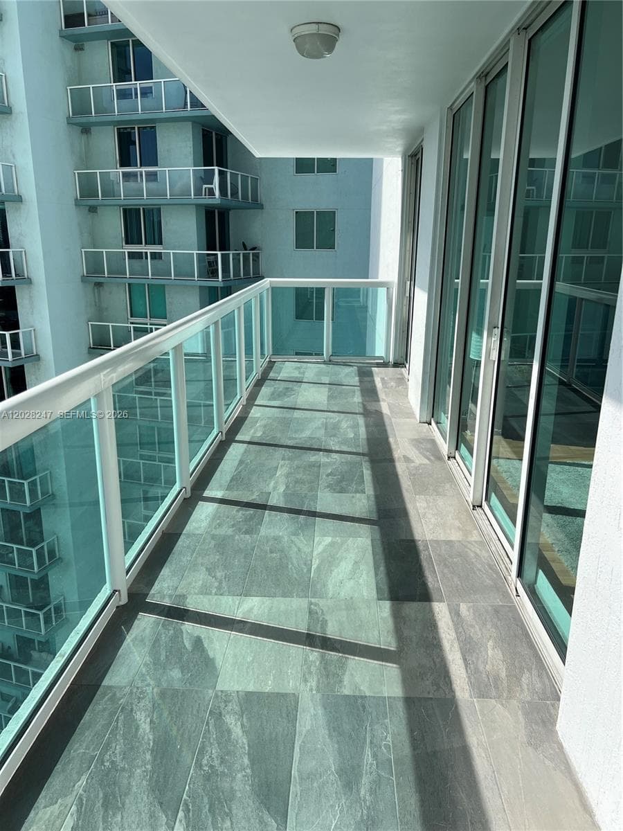 1800 N Bayshore Dr # 2310, Miami FL 33132 — 43