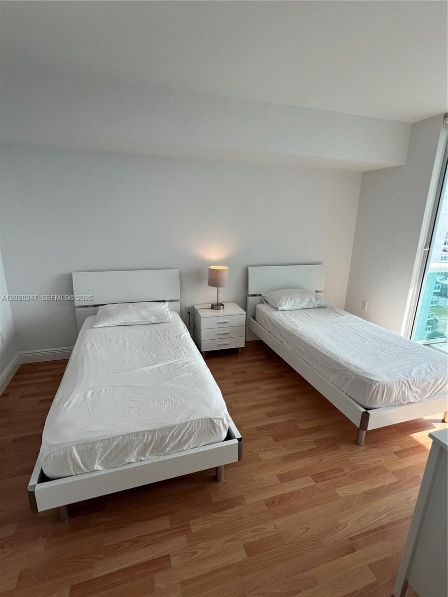 1800 N Bayshore Dr # 2310, Miami FL 33132 — 24