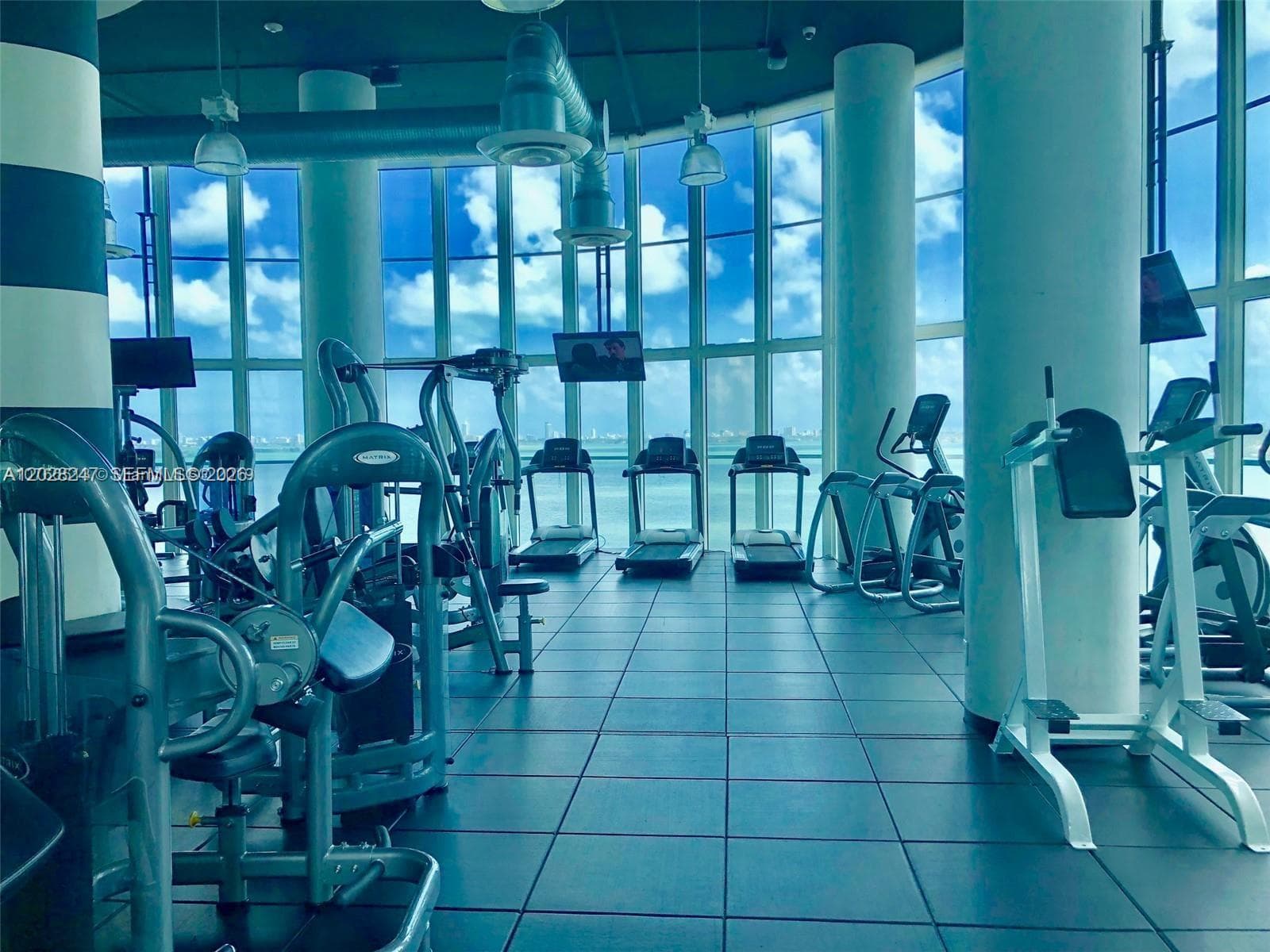 1800 N Bayshore Dr # 2310, Miami FL 33132 — 10