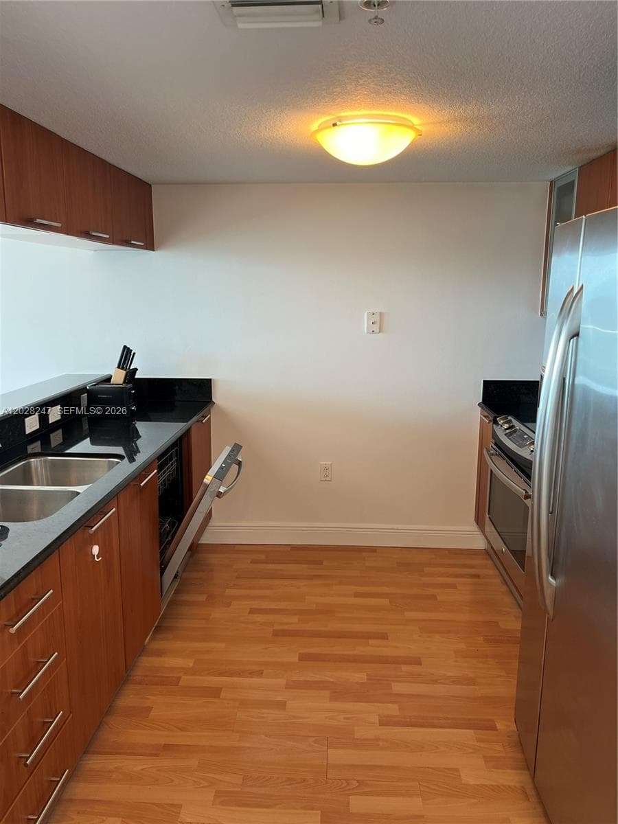 1800 N Bayshore Dr # 2310, Miami FL 33132 — 14