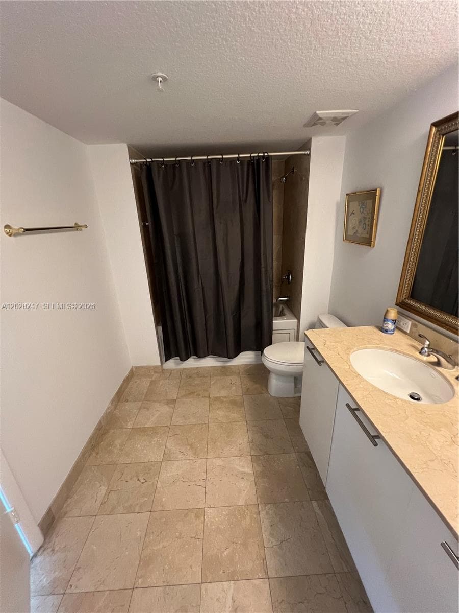 1800 N Bayshore Dr # 2310, Miami FL 33132 — 41