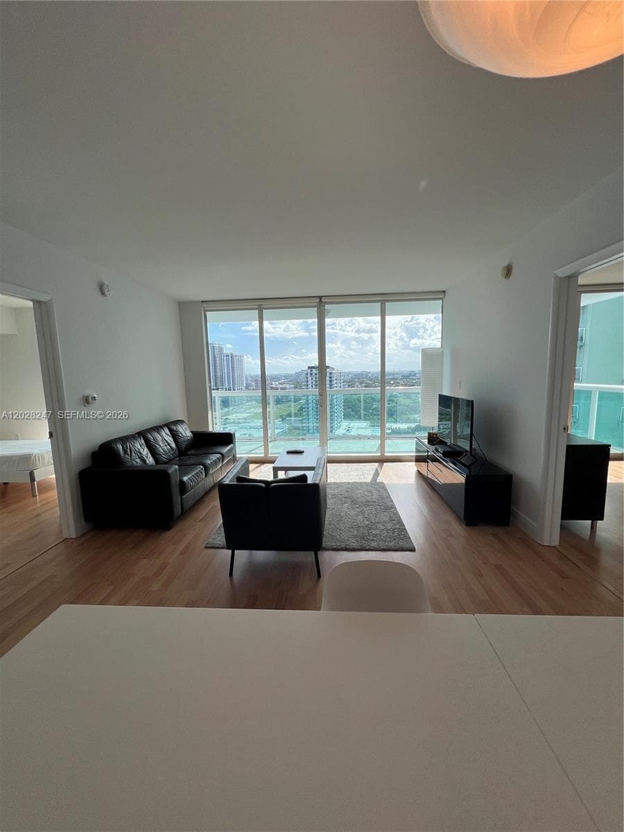 1800 N Bayshore Dr # 2310, Miami FL 33132 — 19