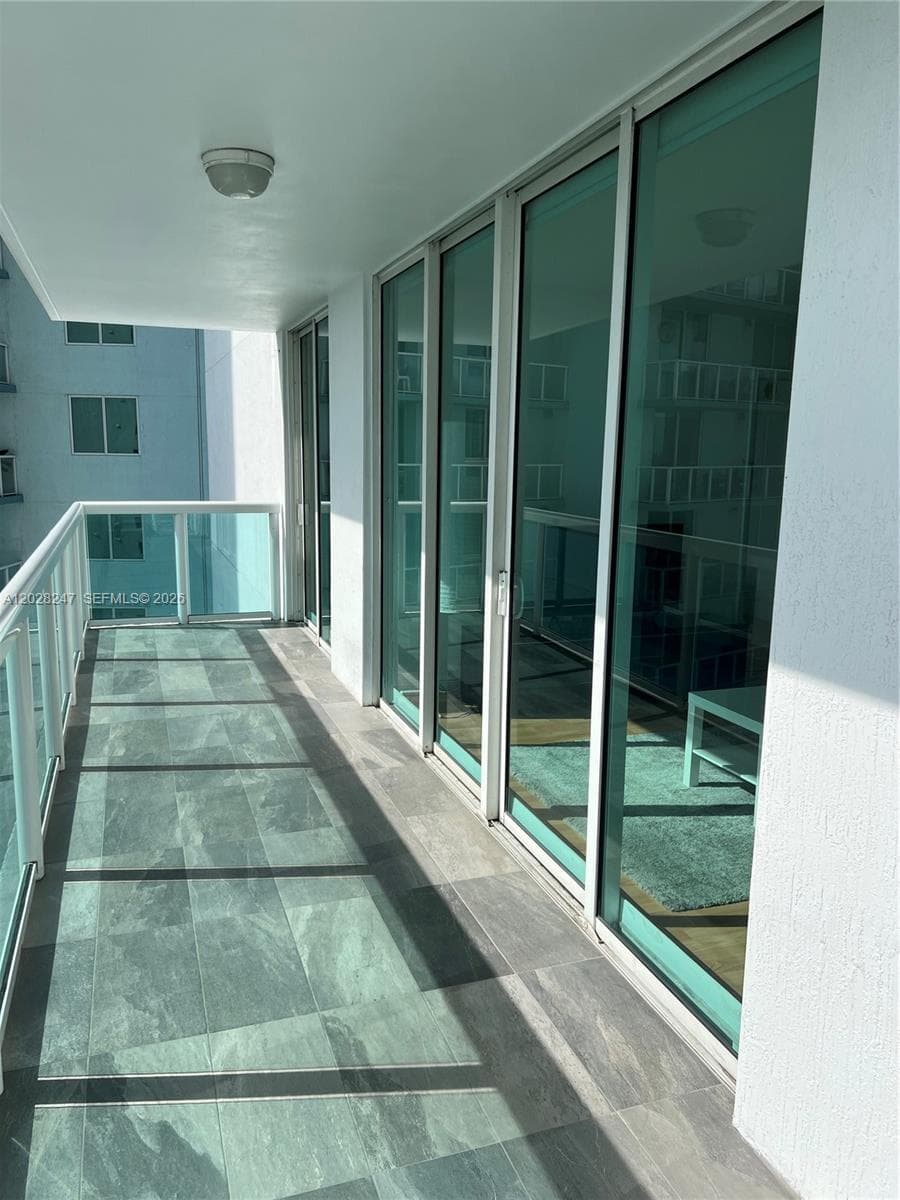 1800 N Bayshore Dr # 2310, Miami FL 33132 — 44
