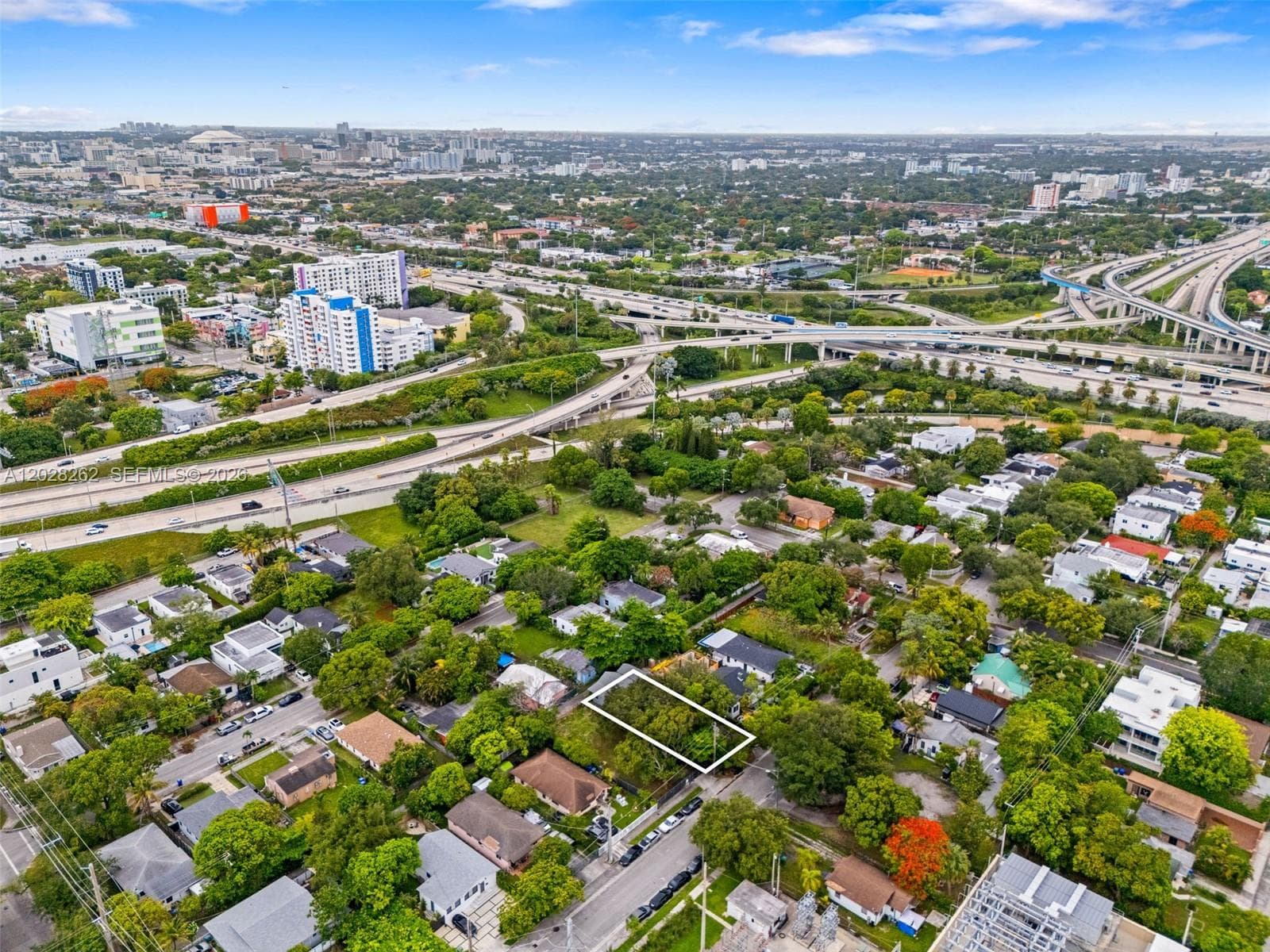 352 NW 41st St, Miami FL 33127 — 42