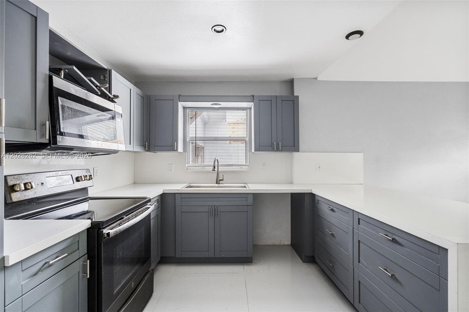 352 NW 41st St, Miami FL 33127 — 17