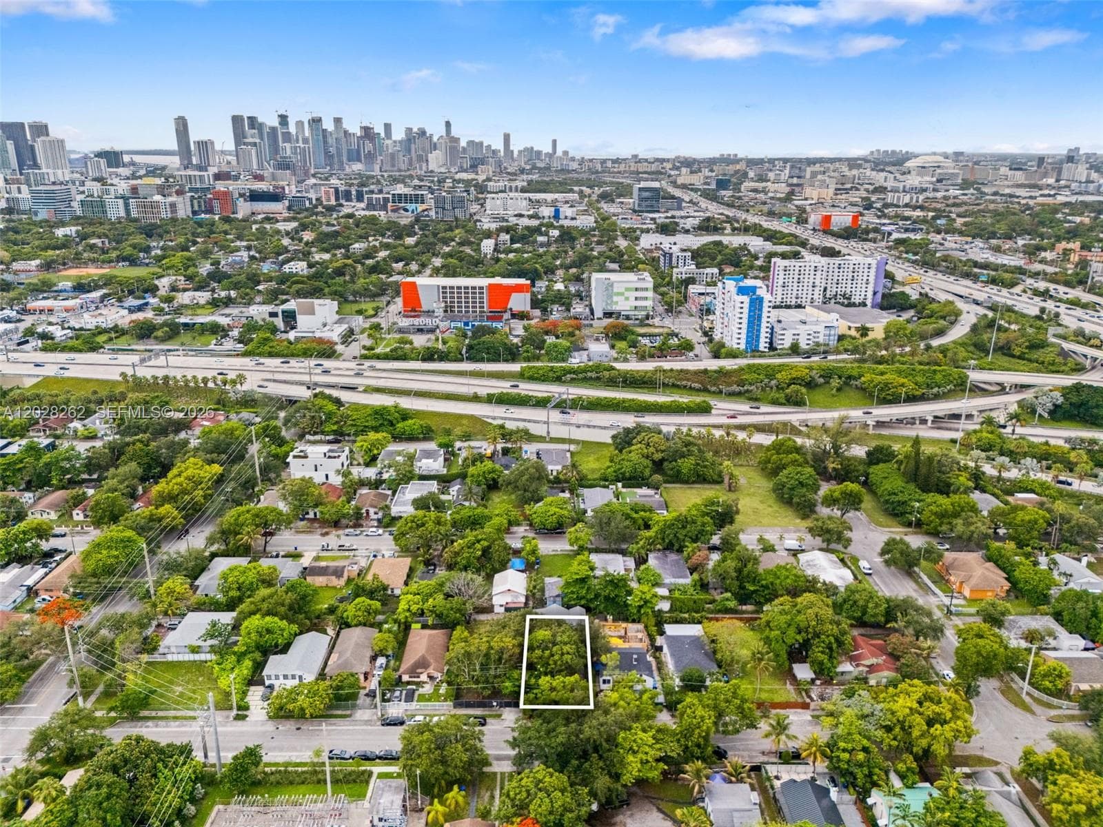 352 NW 41st St, Miami FL 33127 — 41