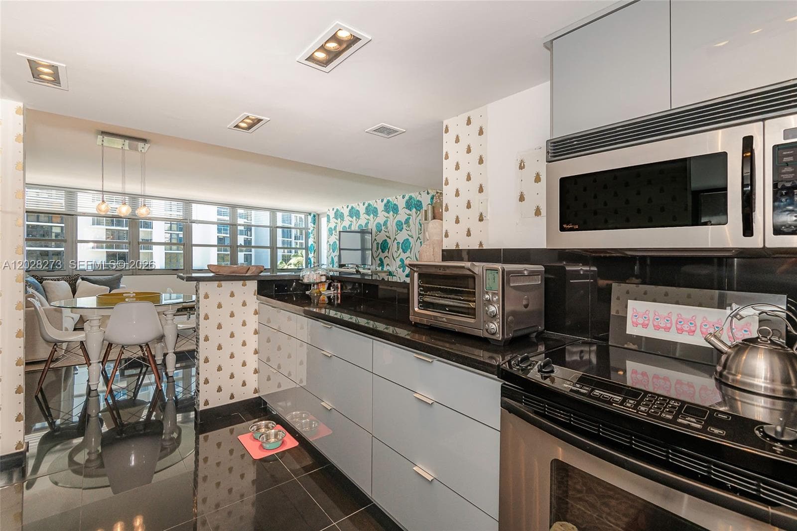 11 Island Ave # 409, Miami Beach FL 33139 — 17