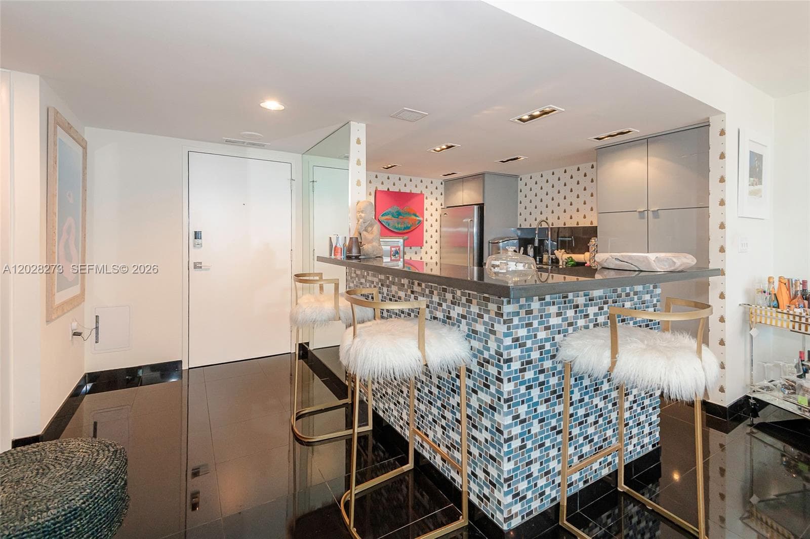11 Island Ave # 409, Miami Beach FL 33139 — 16