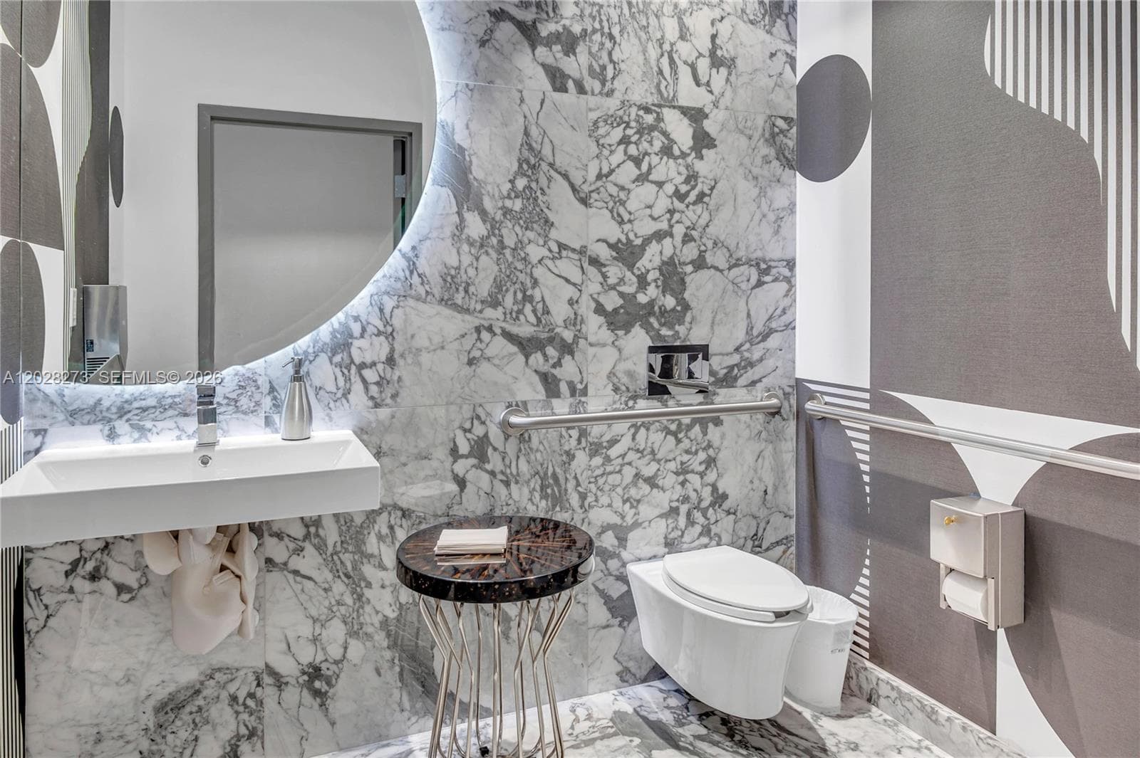 11 Island Ave # 409, Miami Beach FL 33139 — 33
