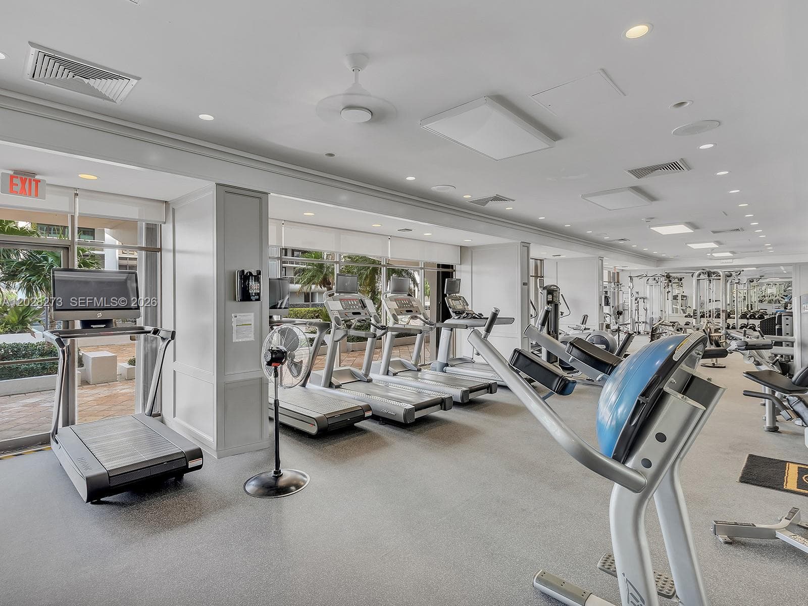 11 Island Ave # 409, Miami Beach FL 33139 — 45