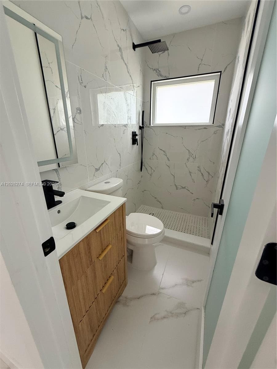 15551 NW 29 ter, Miami Gardens FL 33054 — 6